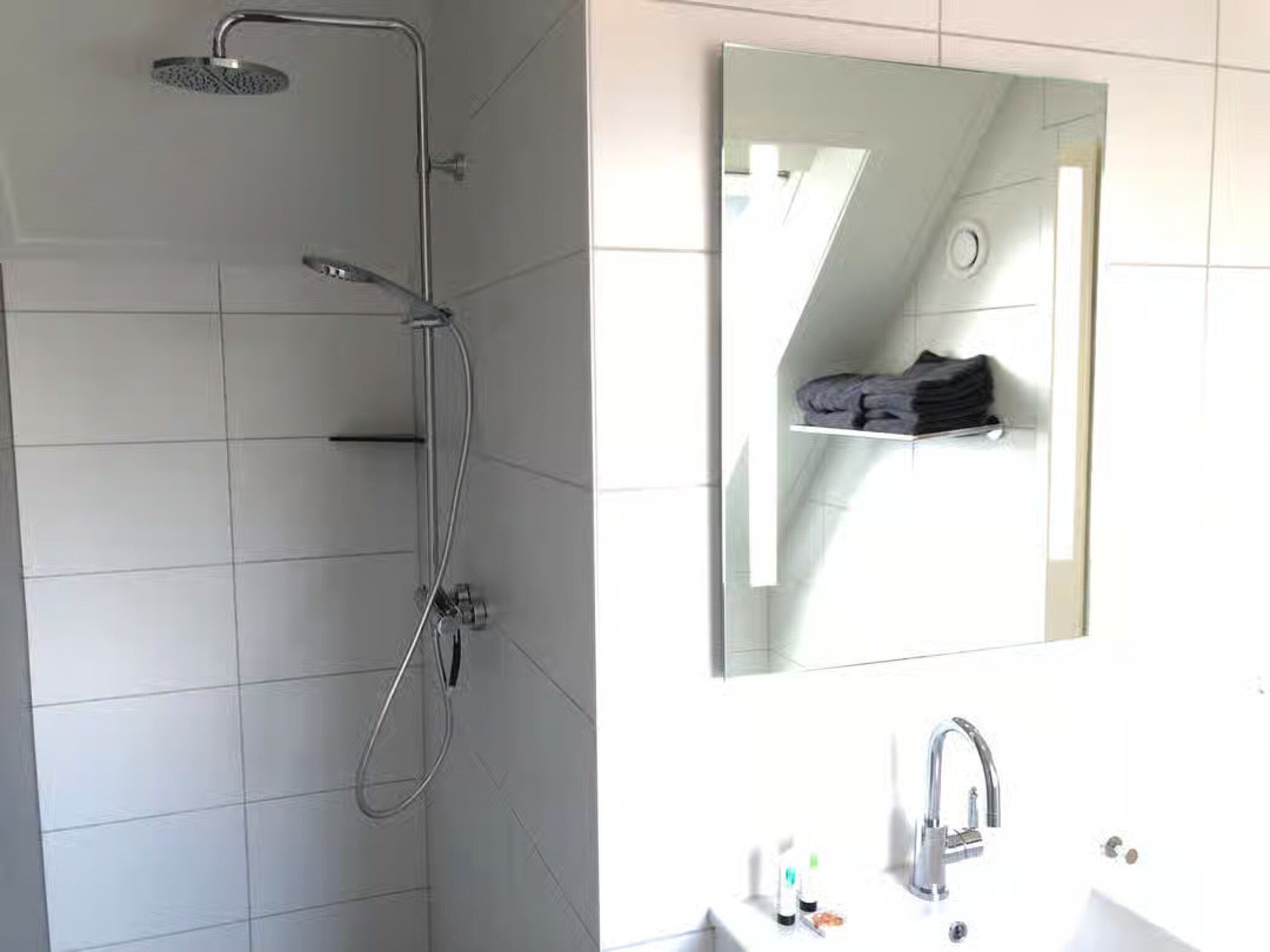 De badkamer van Plein 40 Lodge 20 in Zoutelande