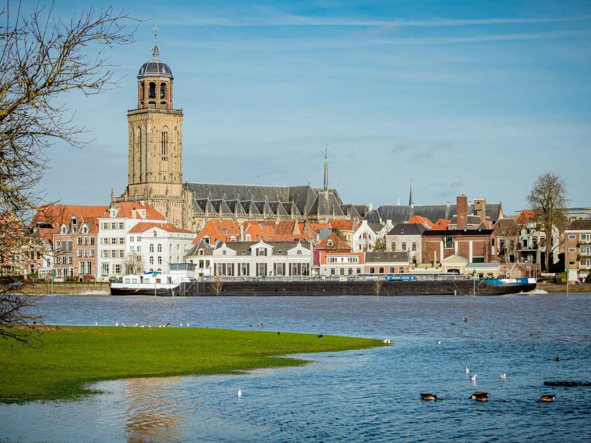 De omgeving van Simple home private I 4 people in Zuna