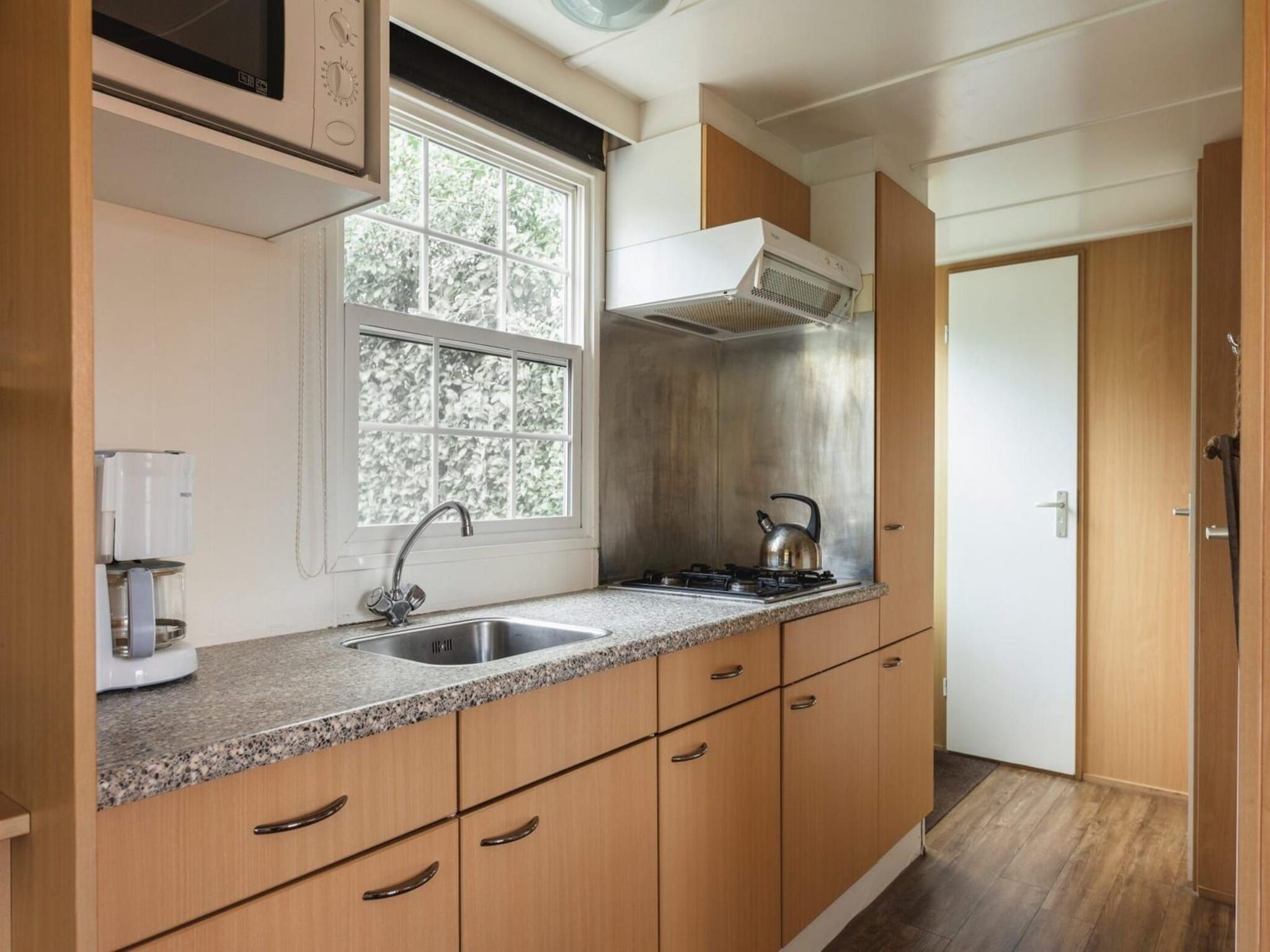 De keuken van Bungalow near the river I 4 persons in Zuna
