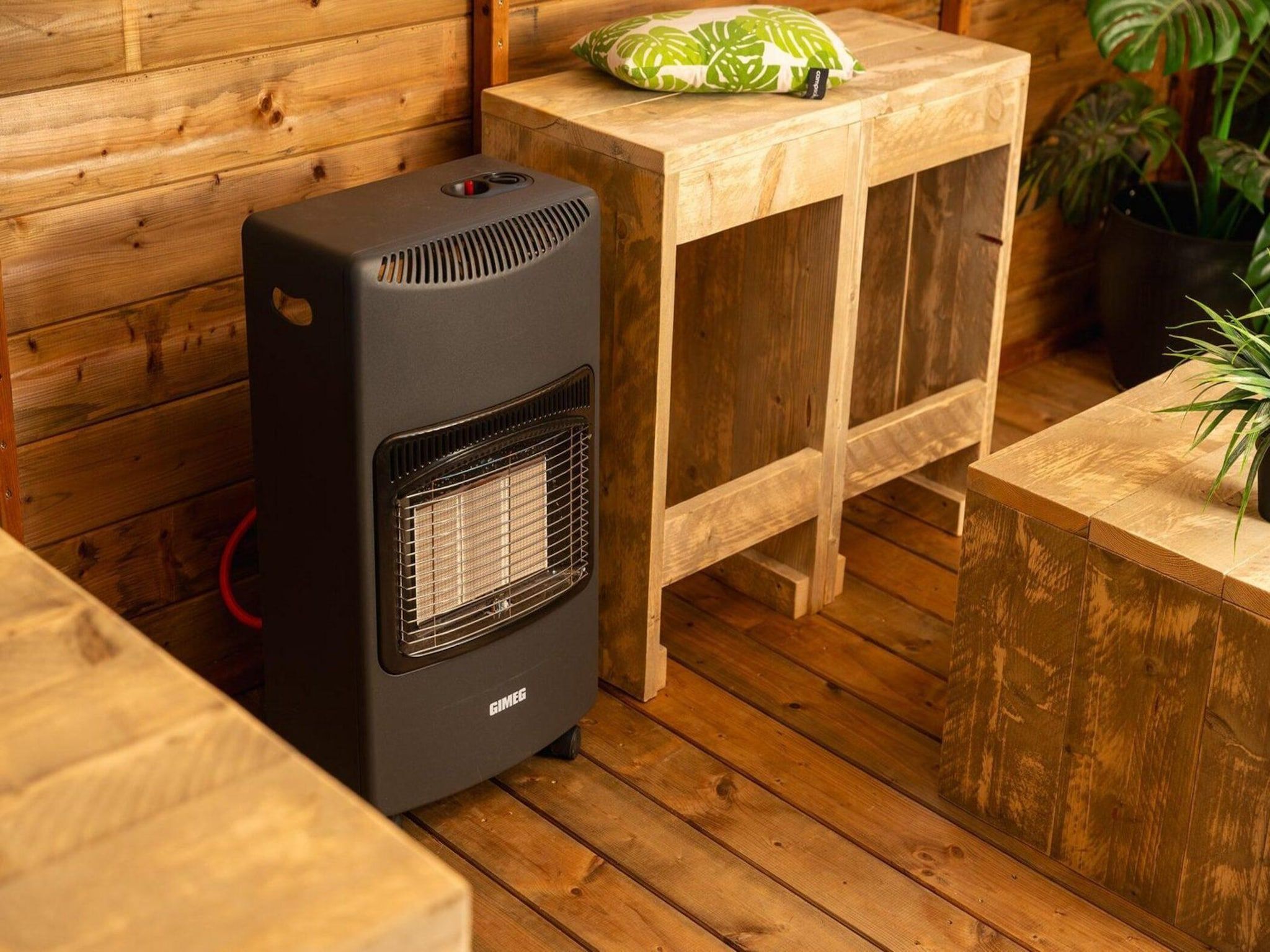 Sfeerbeeld van Treehouse tent at the Regge with private sanitary facilities | 6 people in Zuna