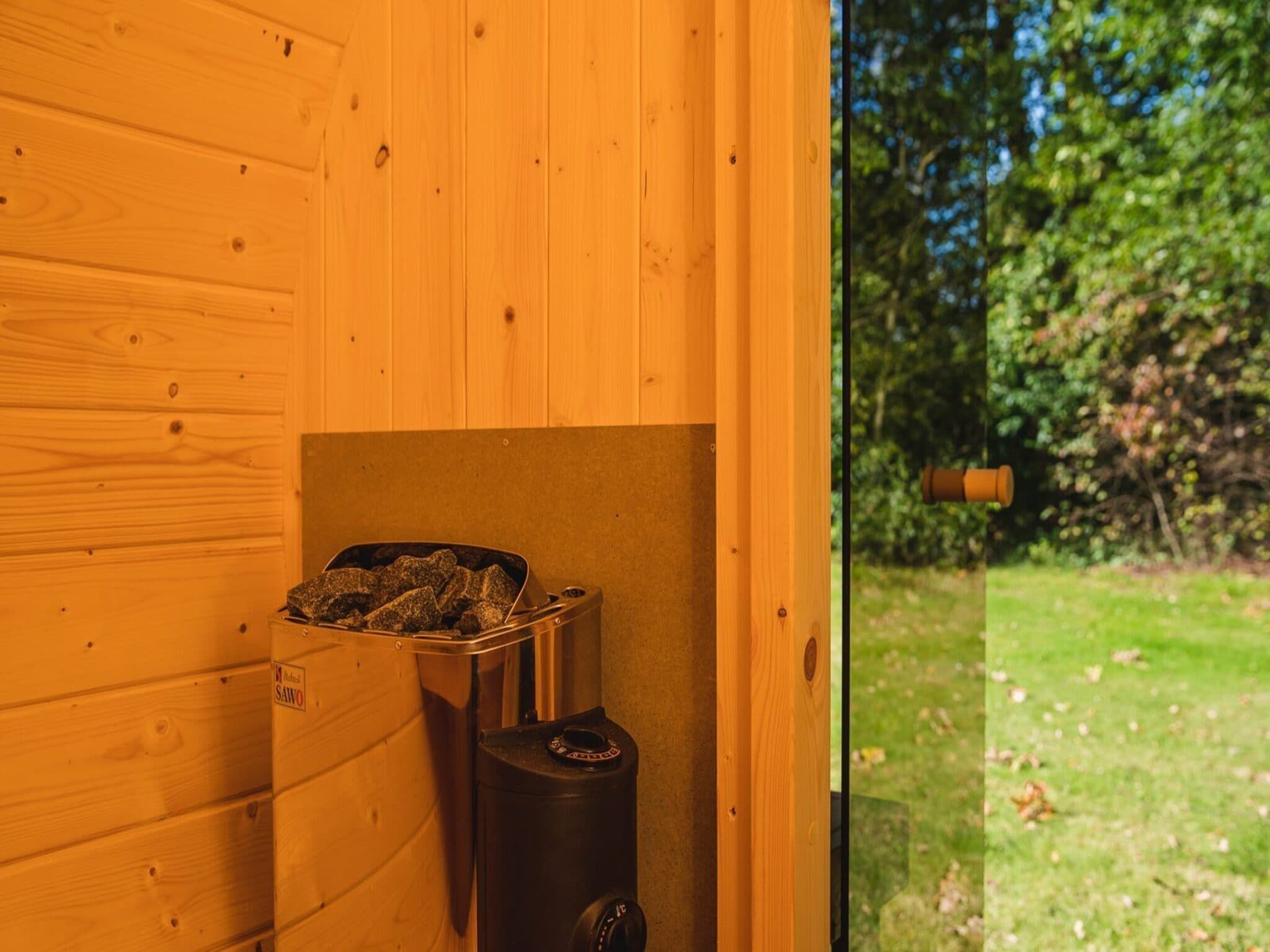Sfeerbeeld van Children's bungalow farmhouse with sauna & bubble tub I sleeps 6 in Zuna