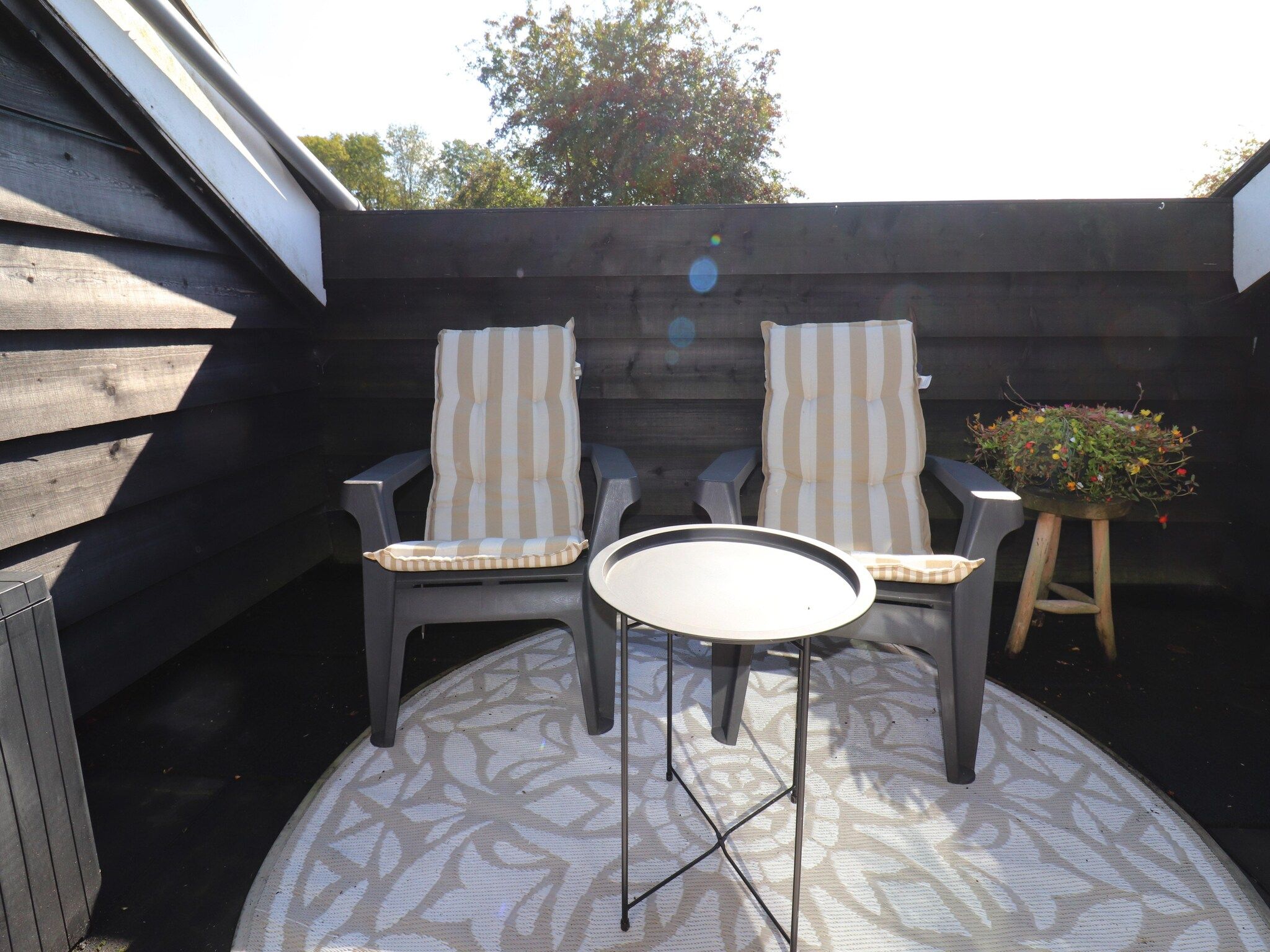 Het terras van By Mosk 1 in Betgummole