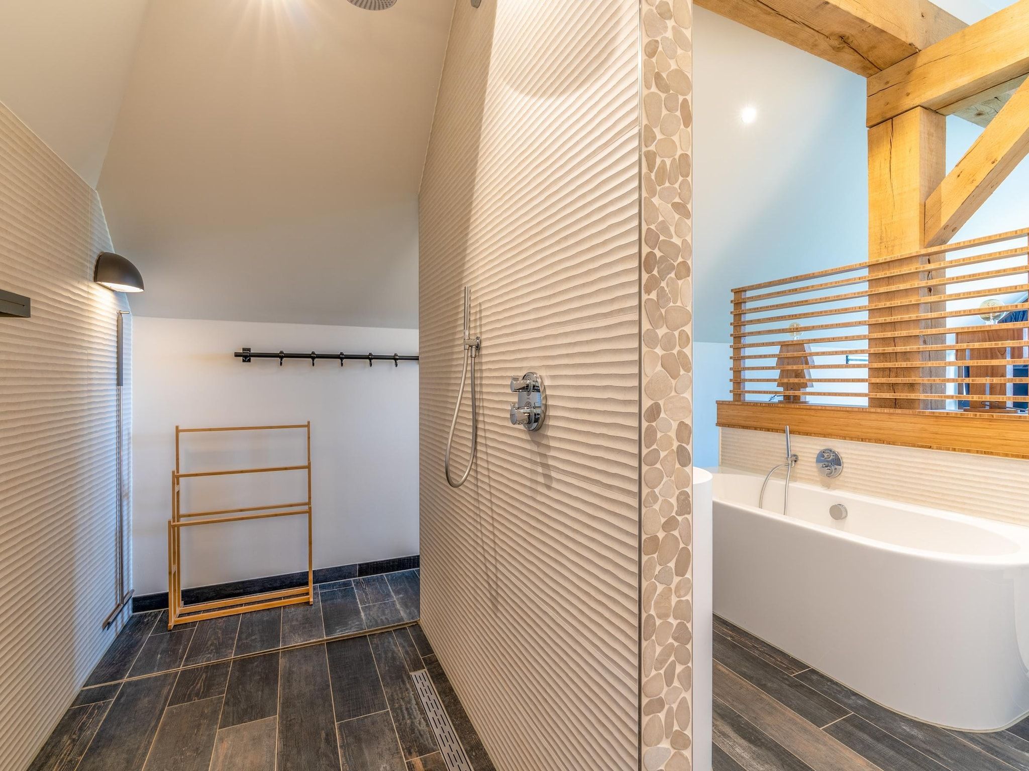 De badkamer van Villa Buytenplaats 187 in De Koog