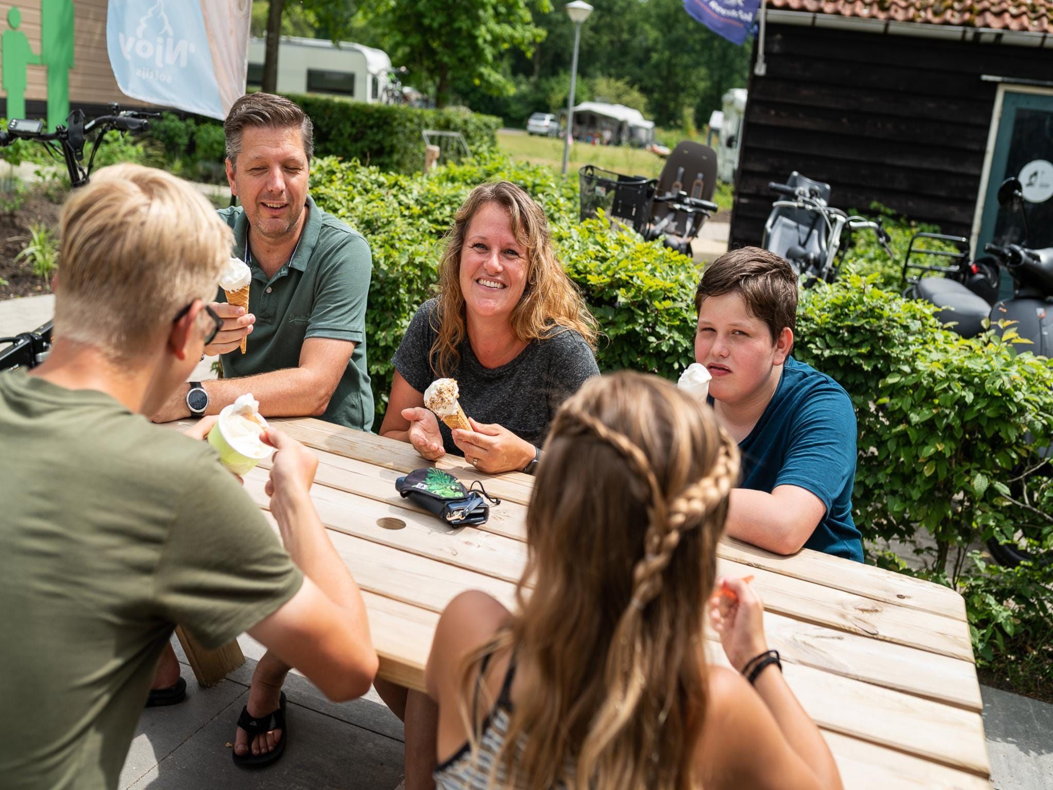 Sfeerbeeld van Safari tent l 7 persoons in Balkbrug
