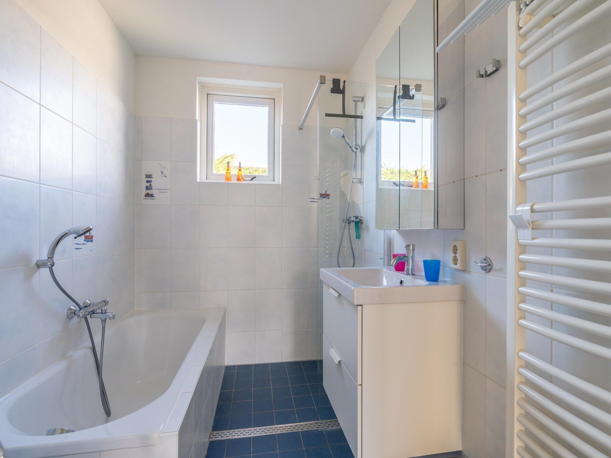 De badkamer van Orchismient 2 in De Koog