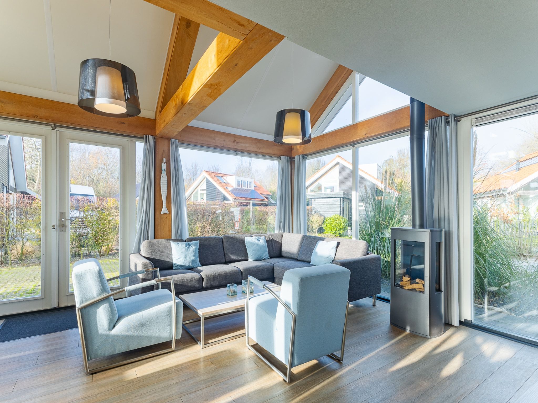 De woonkamer van Zonnedorp 7 De Meerpaal in Renesse | Comfortable holiday house close to the beach in Renesse