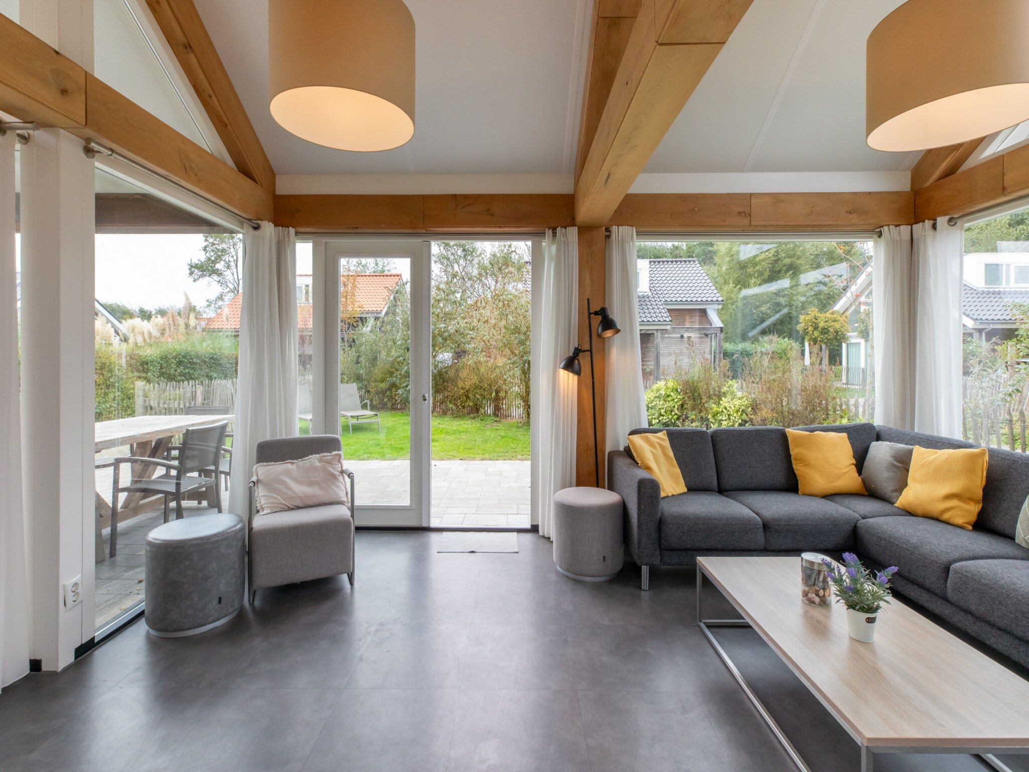 Zonnedorp 22  Holiday Home Anoes Renesse | Beach-nearby Comfort in Zeeland in Renesse - Foto 10 van 45