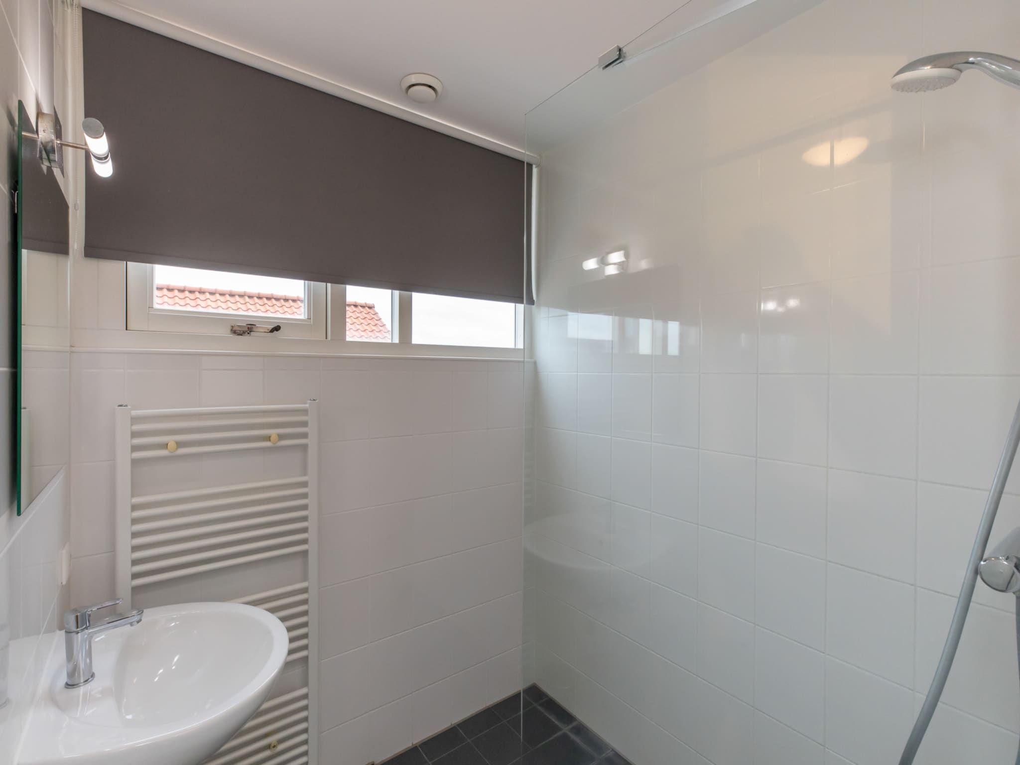 Zonnedorp 22  Holiday Home Anoes Renesse | Beach-nearby Comfort in Zeeland in Renesse - Foto 19 van 45