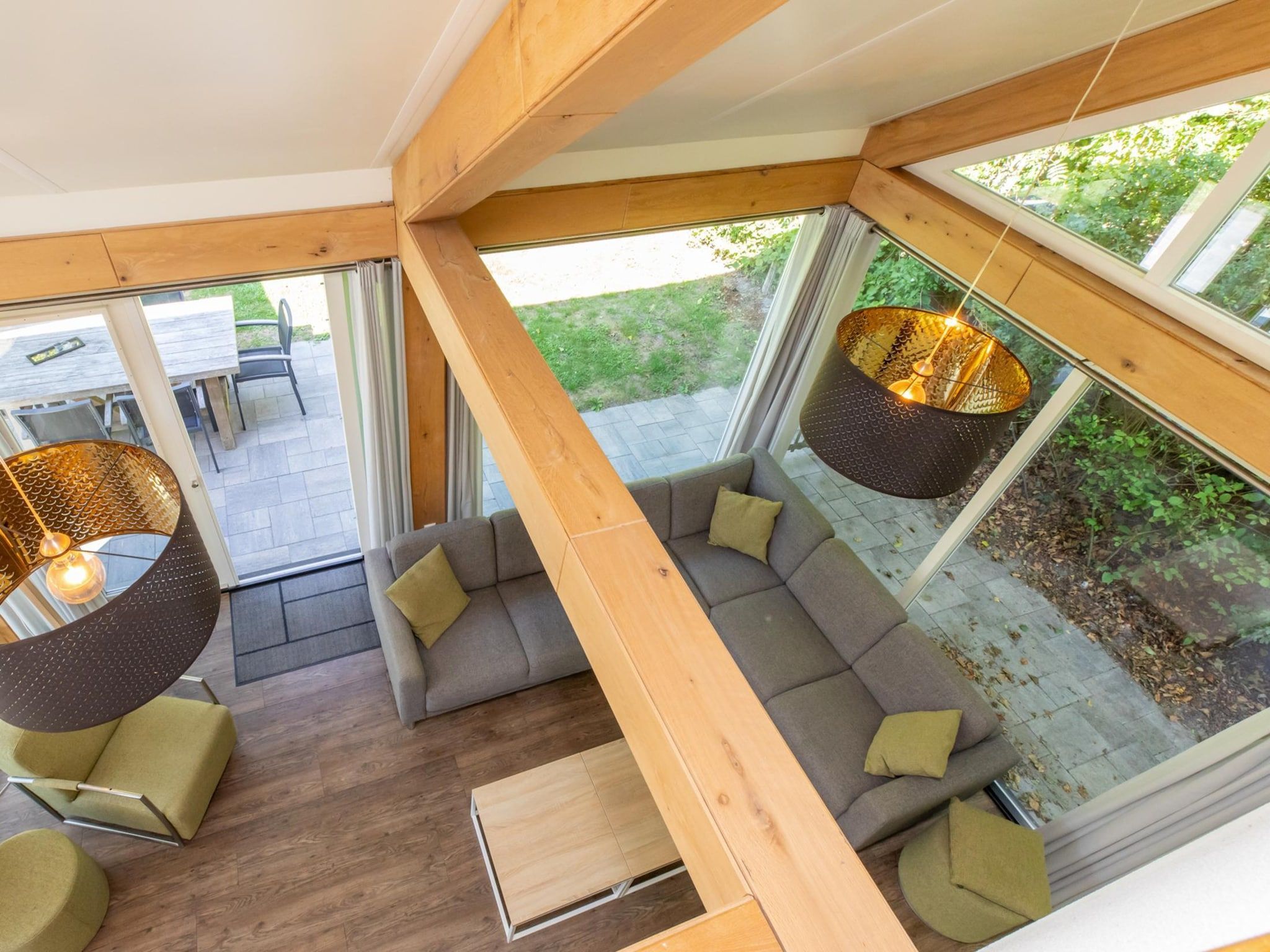 De woonkamer van Zonnedorp 23 Zeeland Huis Renesse: Luxury Beach Holiday | Close to North Sea in Renesse