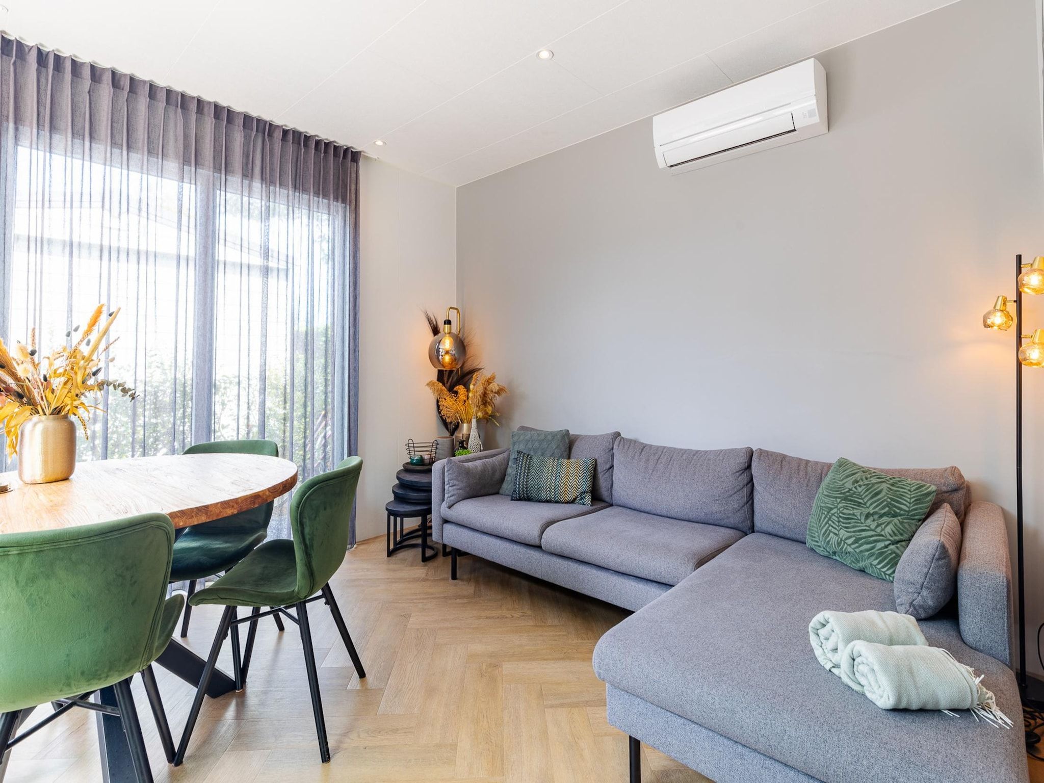 De woonkamer van Chalet Julianahoeve | Beachhouse Renesse 2645 in Renesse