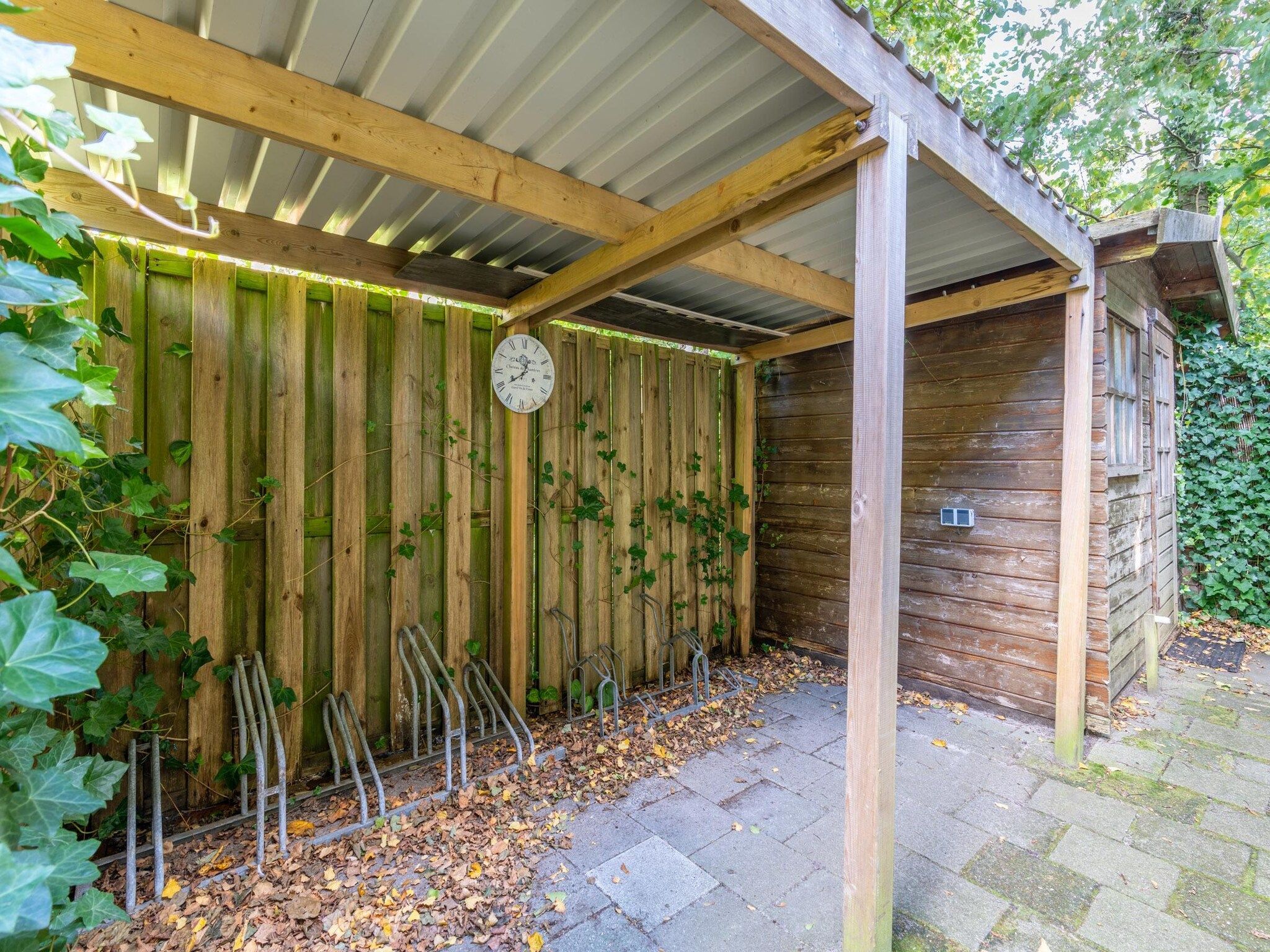 De tuin van Pelikaanweg 21 in De Koog