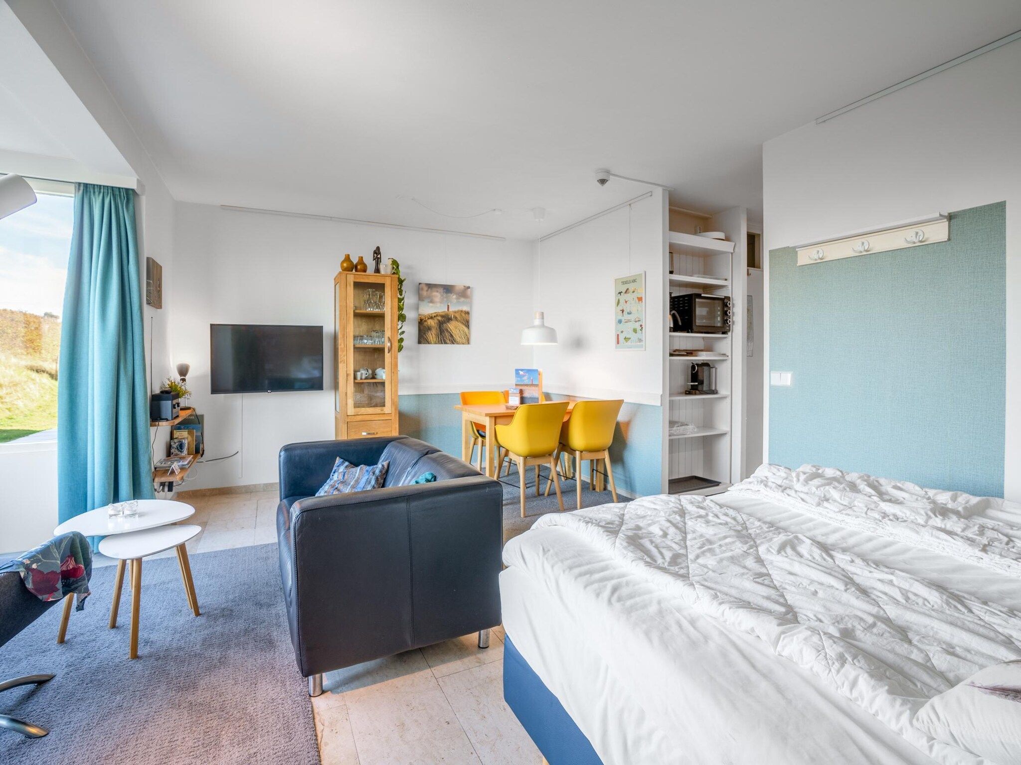 De woonkamer van Juliana 068 in De Koog