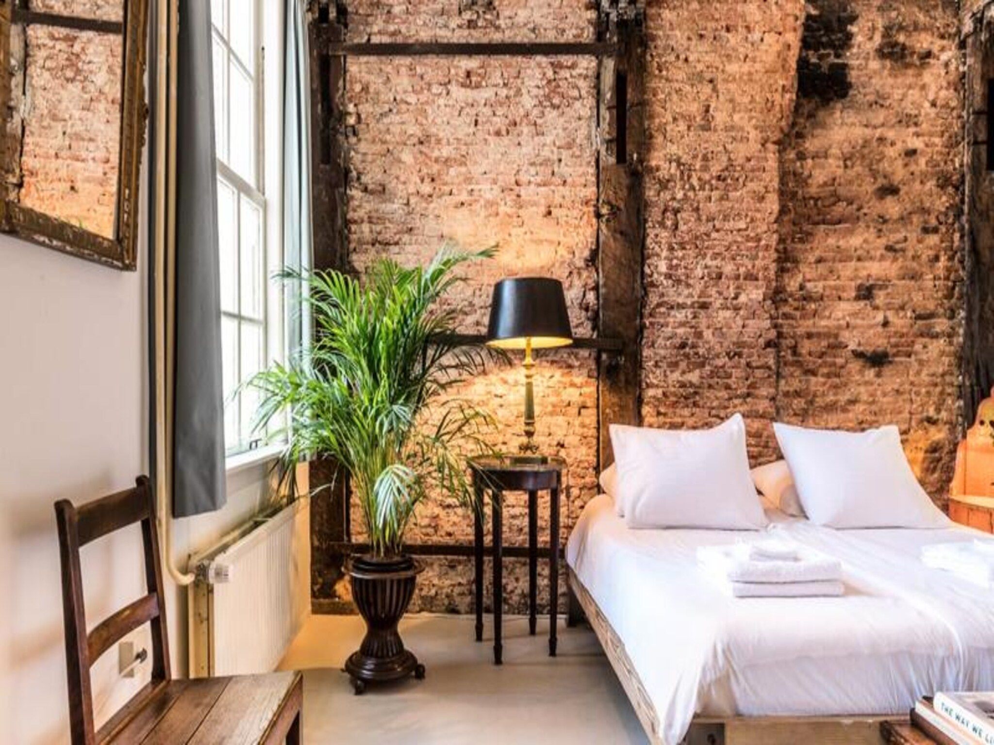 Classy Room 17th Century Canal House in Amsterdam - Foto 13 van 44