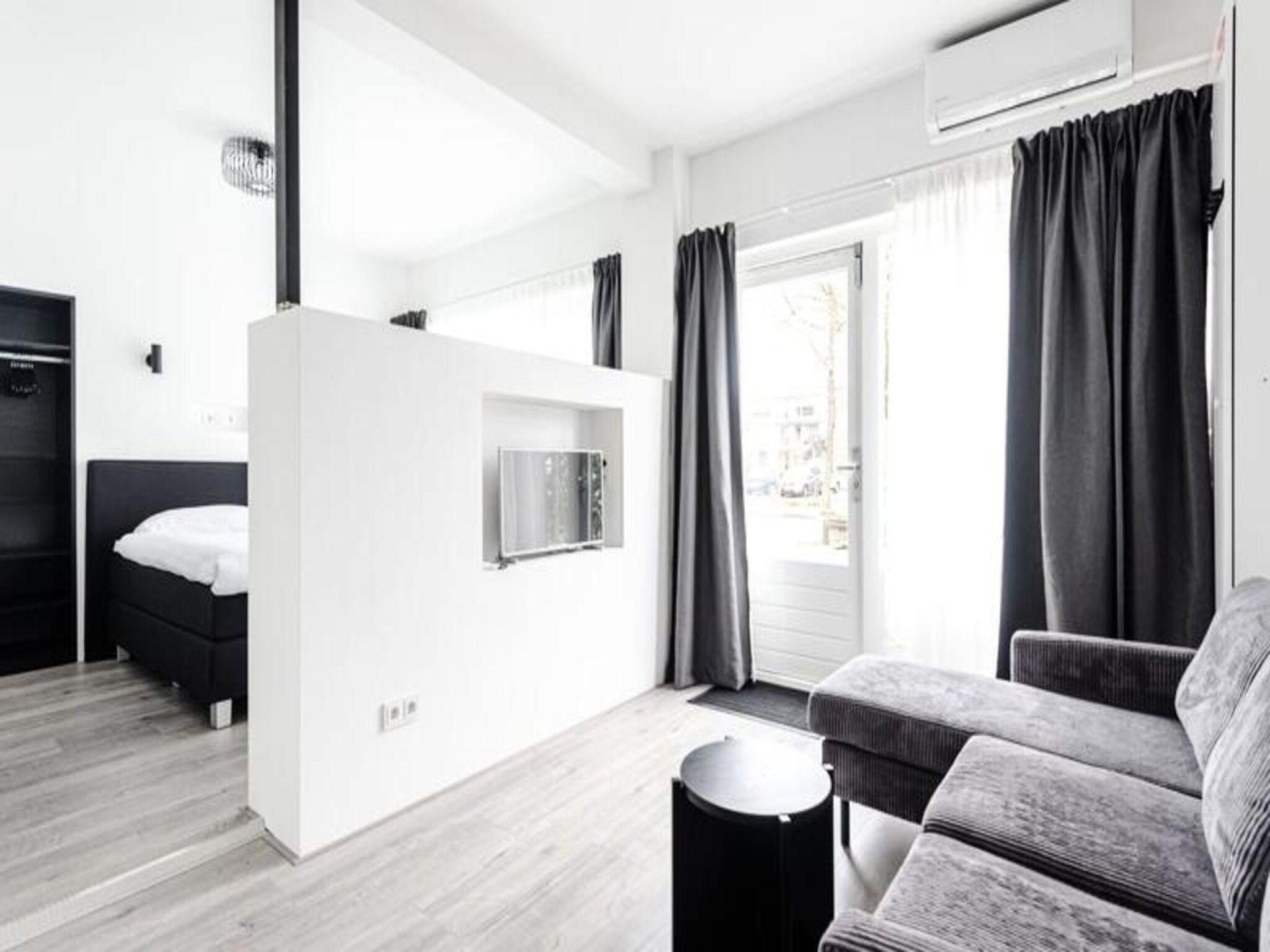 Kings Square Studio Apartment in Zandvoort - Foto 3 van 20