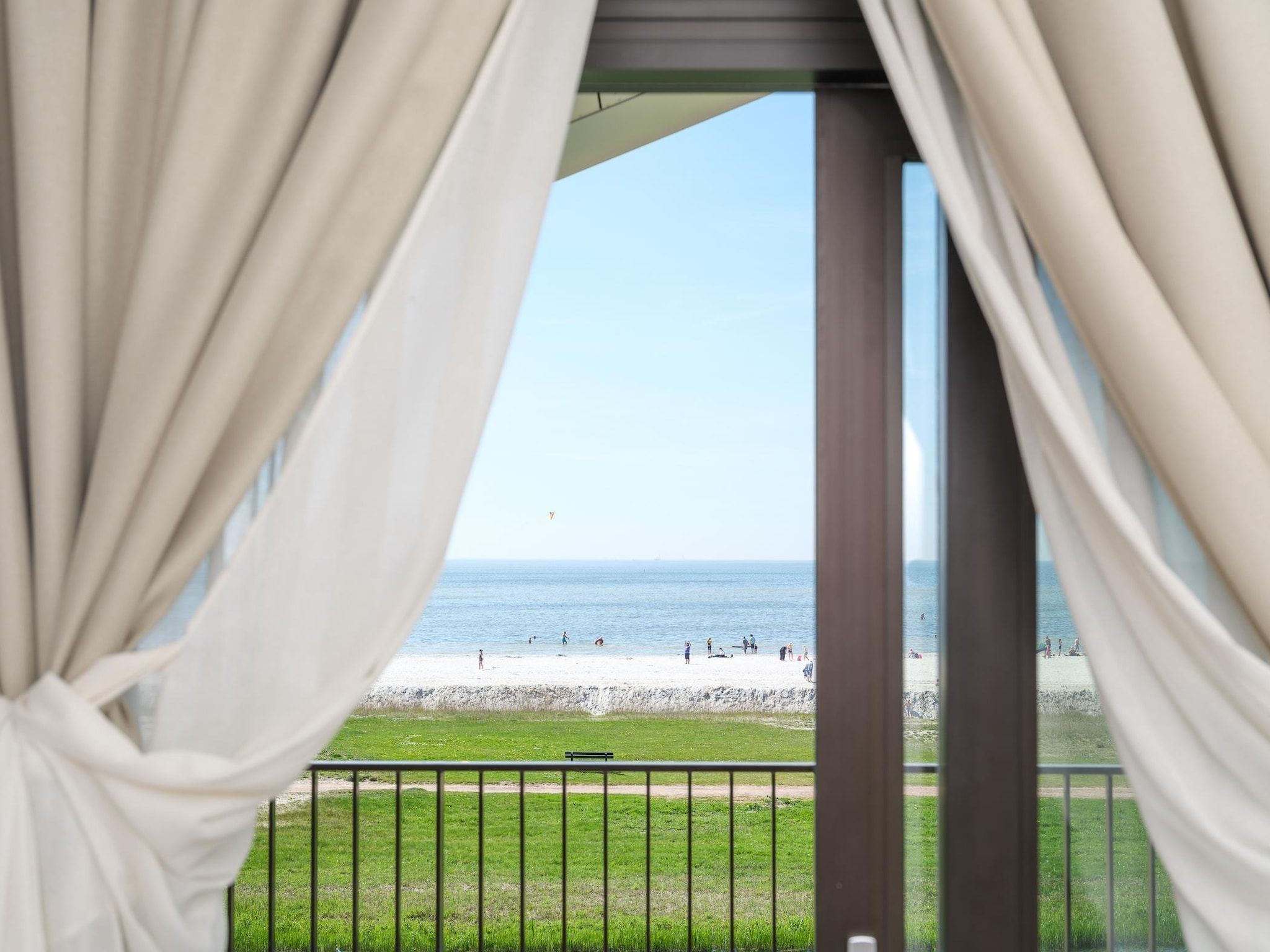 Het uitzicht vanaf Luxury Beach Apartment | 6 Pers. in Workum