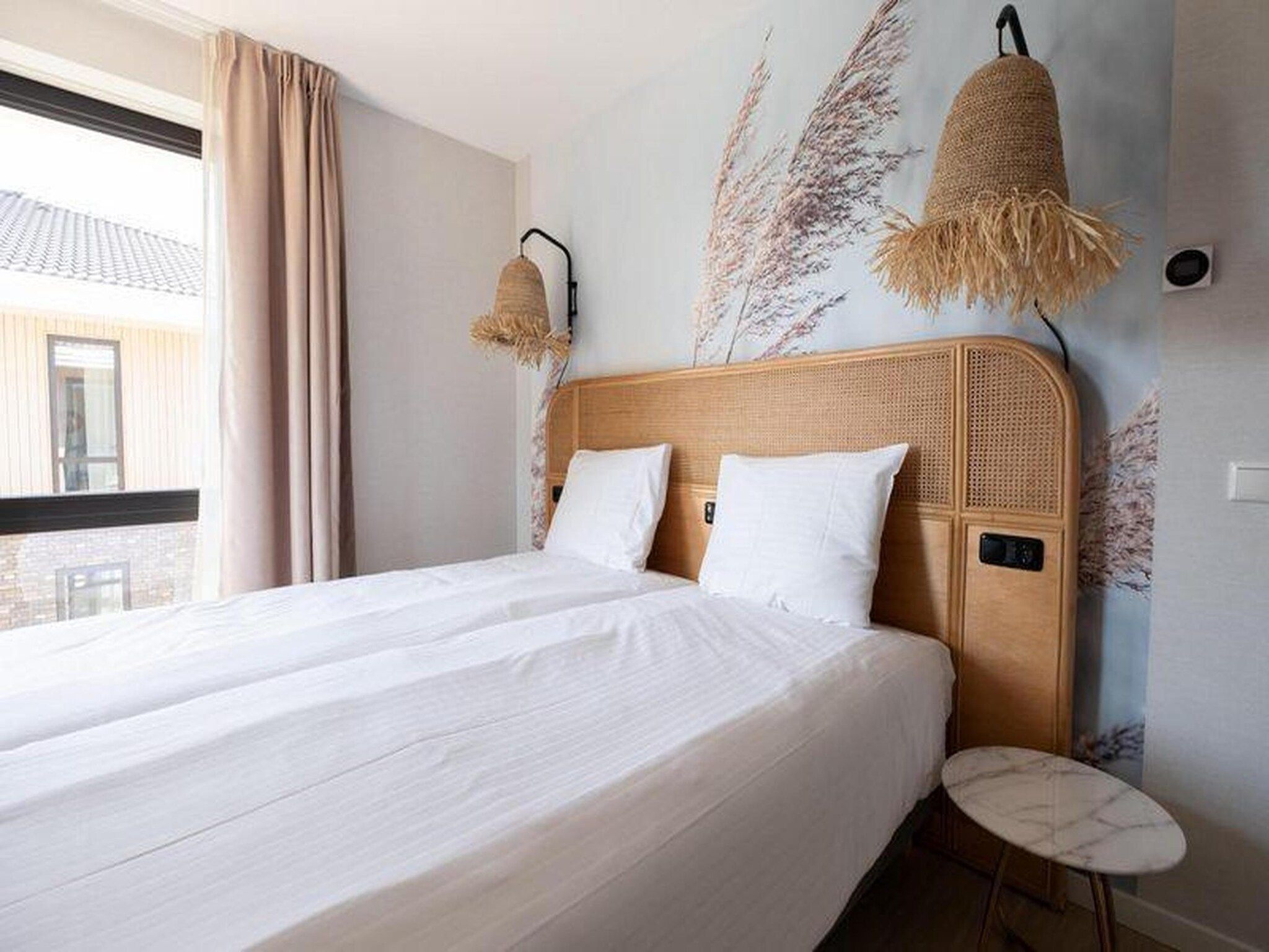 Een slaapkamer van Luxury Beach Apartment | 4 Pers. in Workum