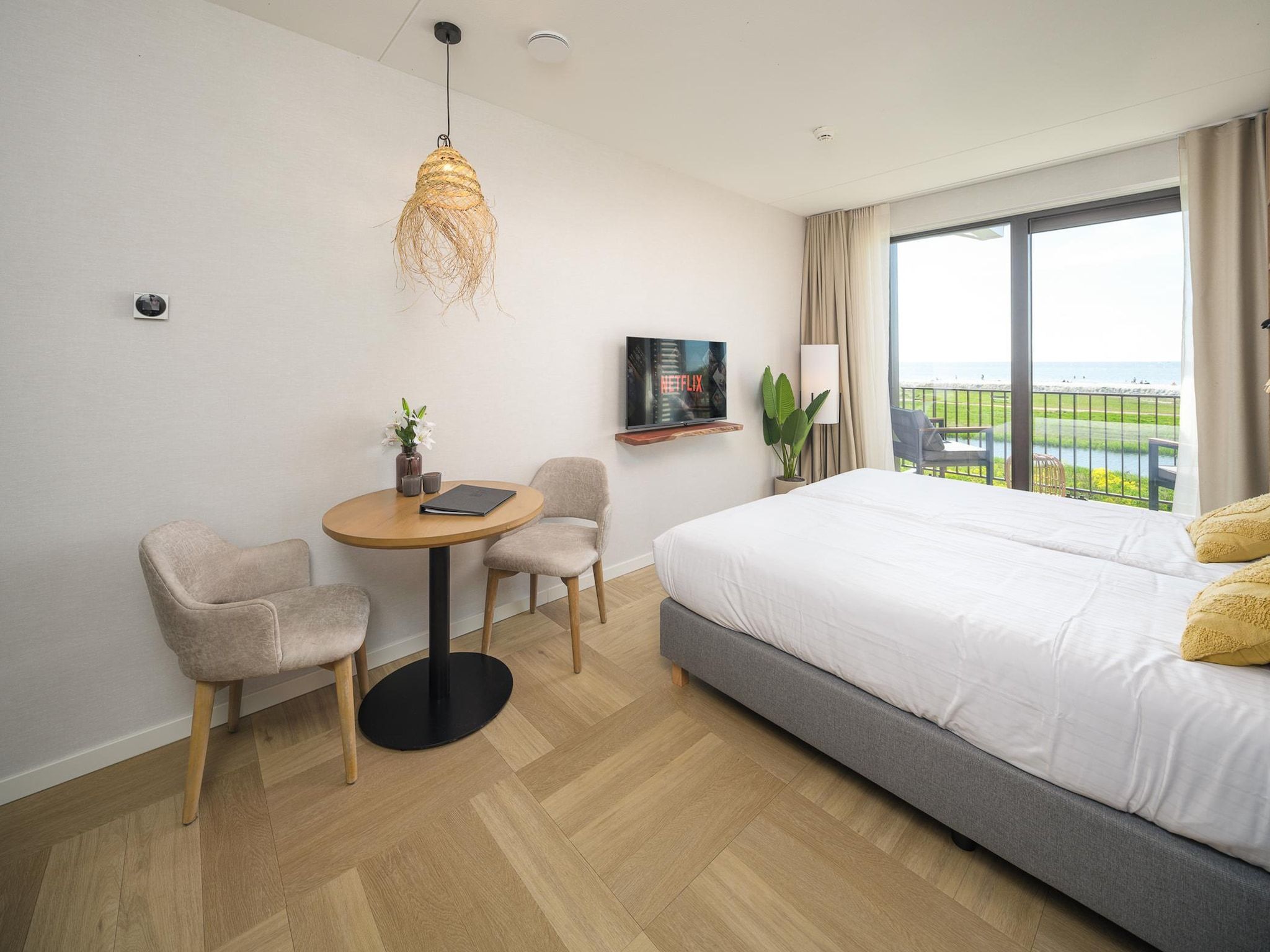 Een slaapkamer van Luxury Beach Studio | 2 Pers. in Workum