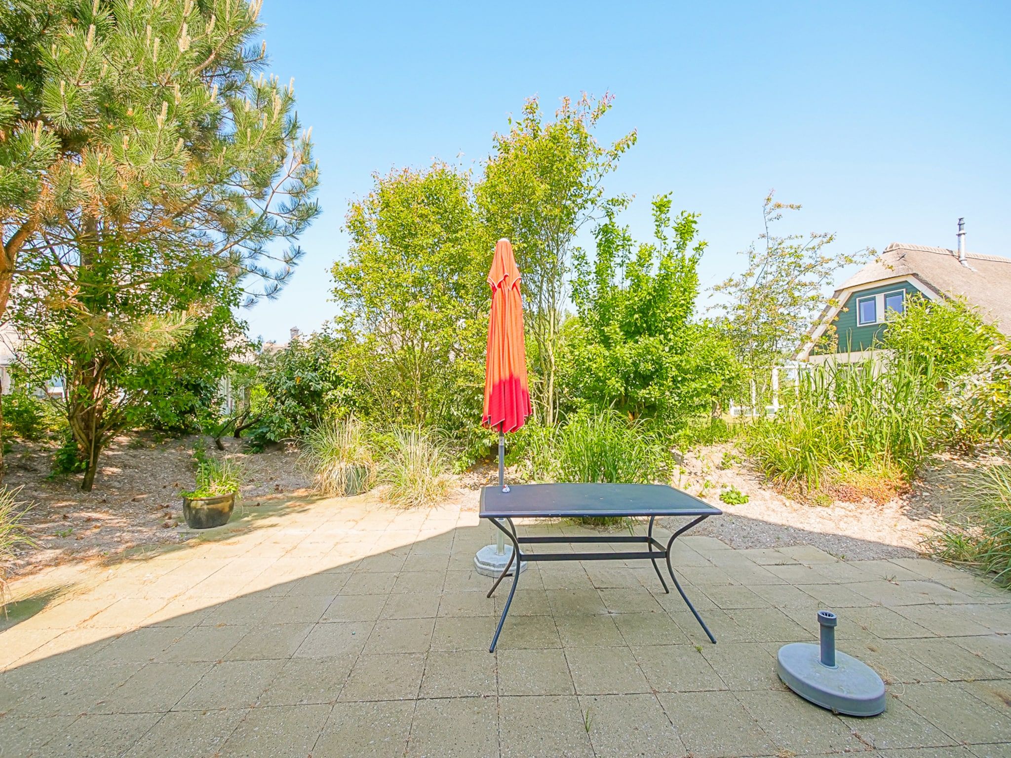 Het terras van Villa Noorderzon in Julianadorp