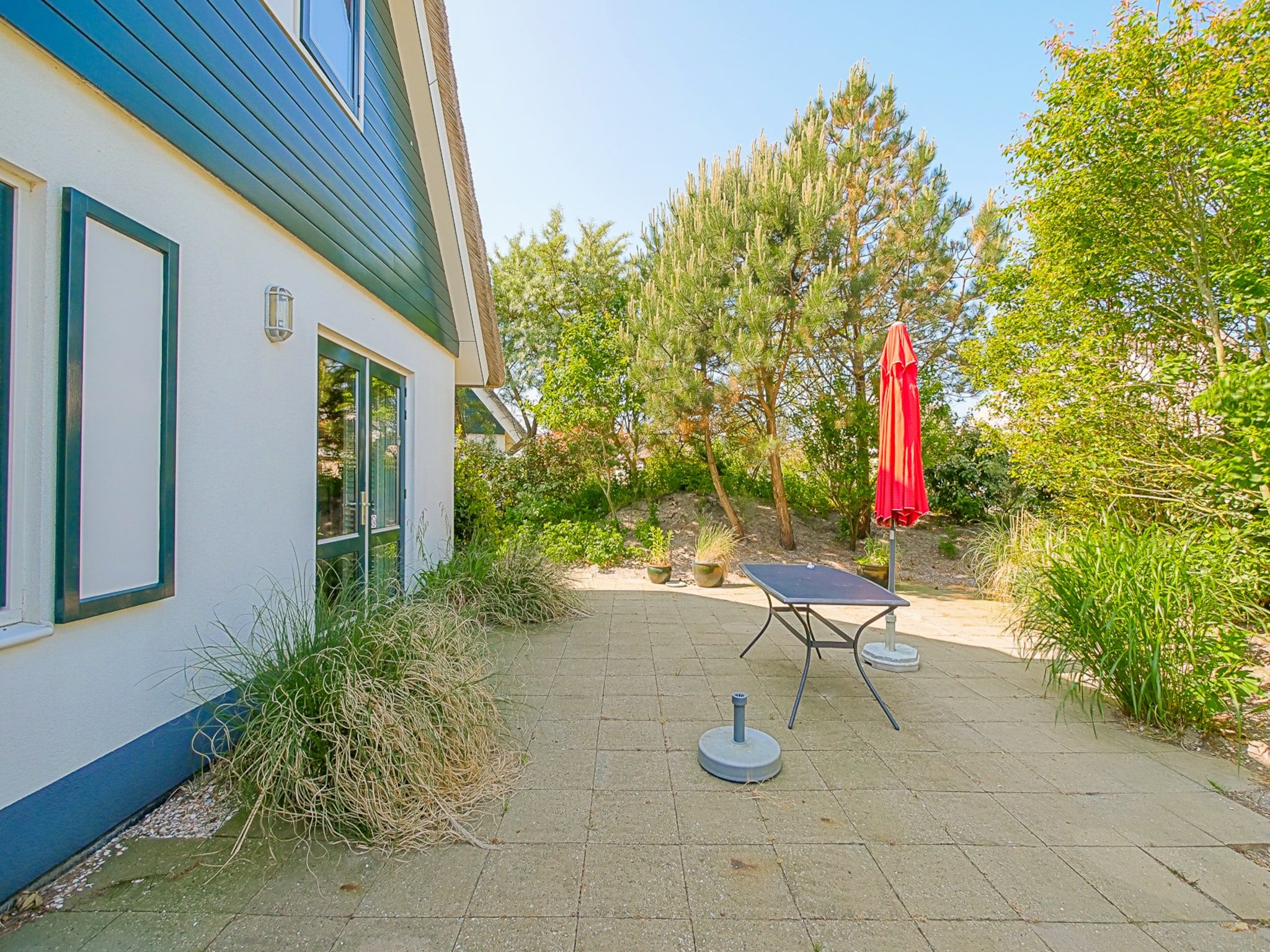 Het terras van Villa Noorderzon in Julianadorp