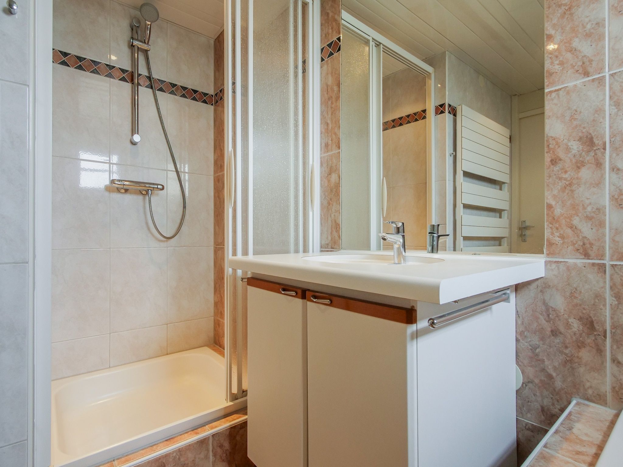 De badkamer van Ooghduyne Villa Opduin in Julianadorp