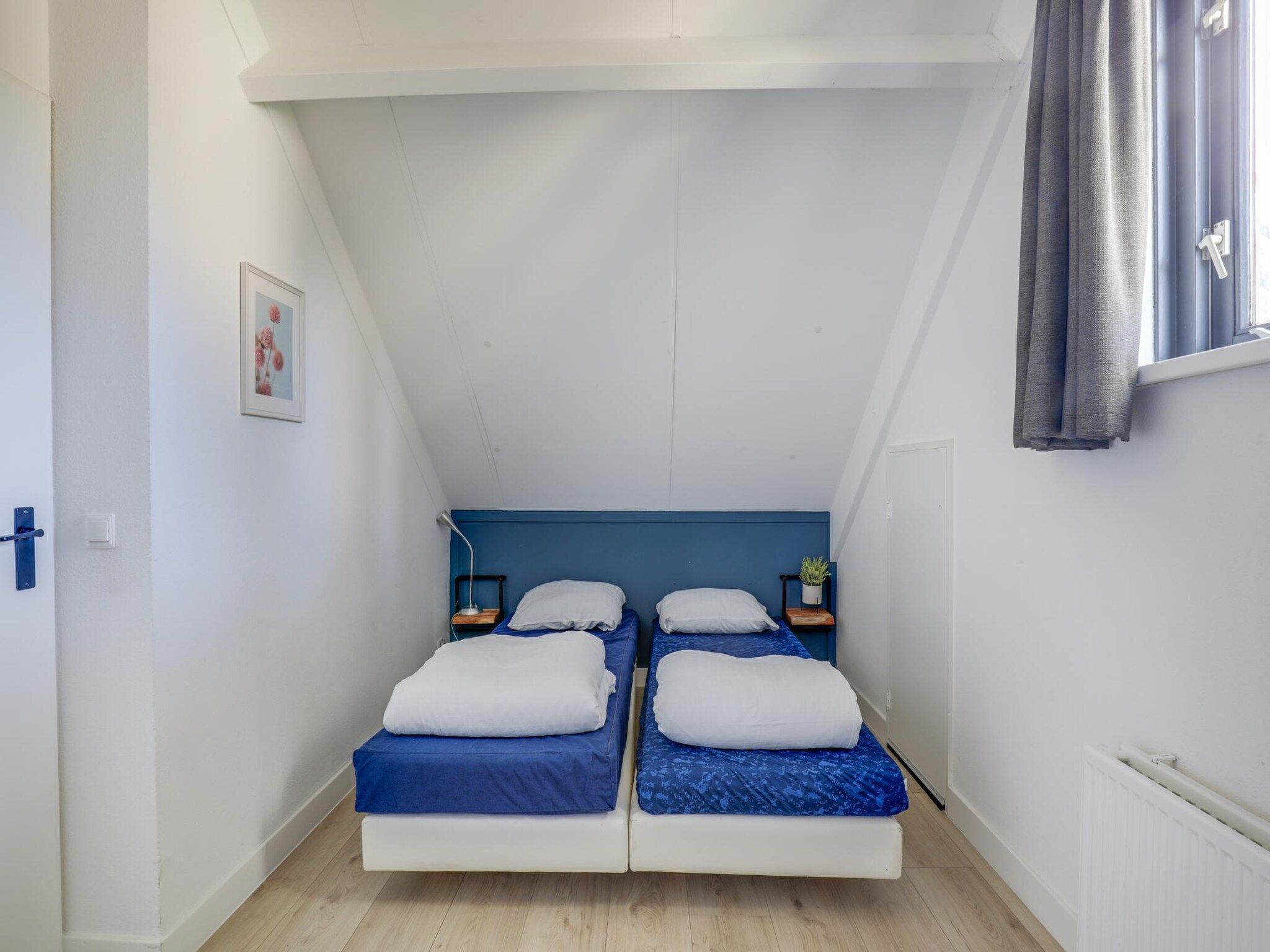 Een slaapkamer van 6 - Persons De Zingende Wilg (copy) (copy) in Ewijk