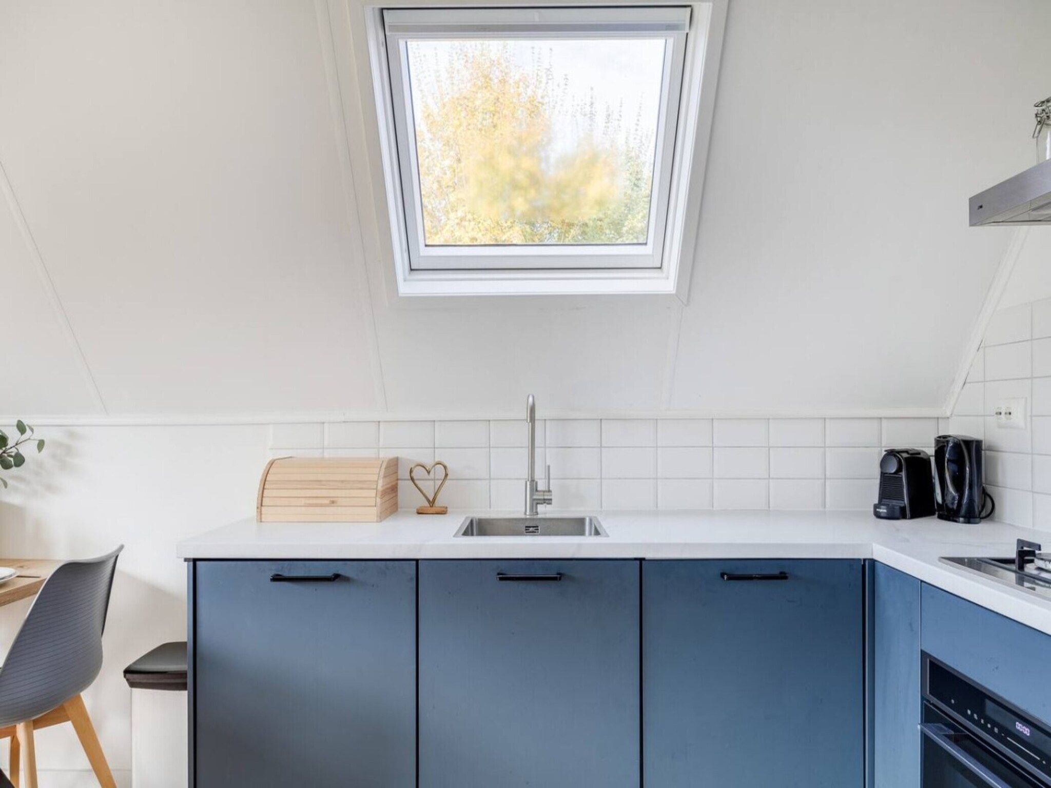 De keuken van 107 | Buizerd | Fijne bungalow met ruime tuin in Den Haag