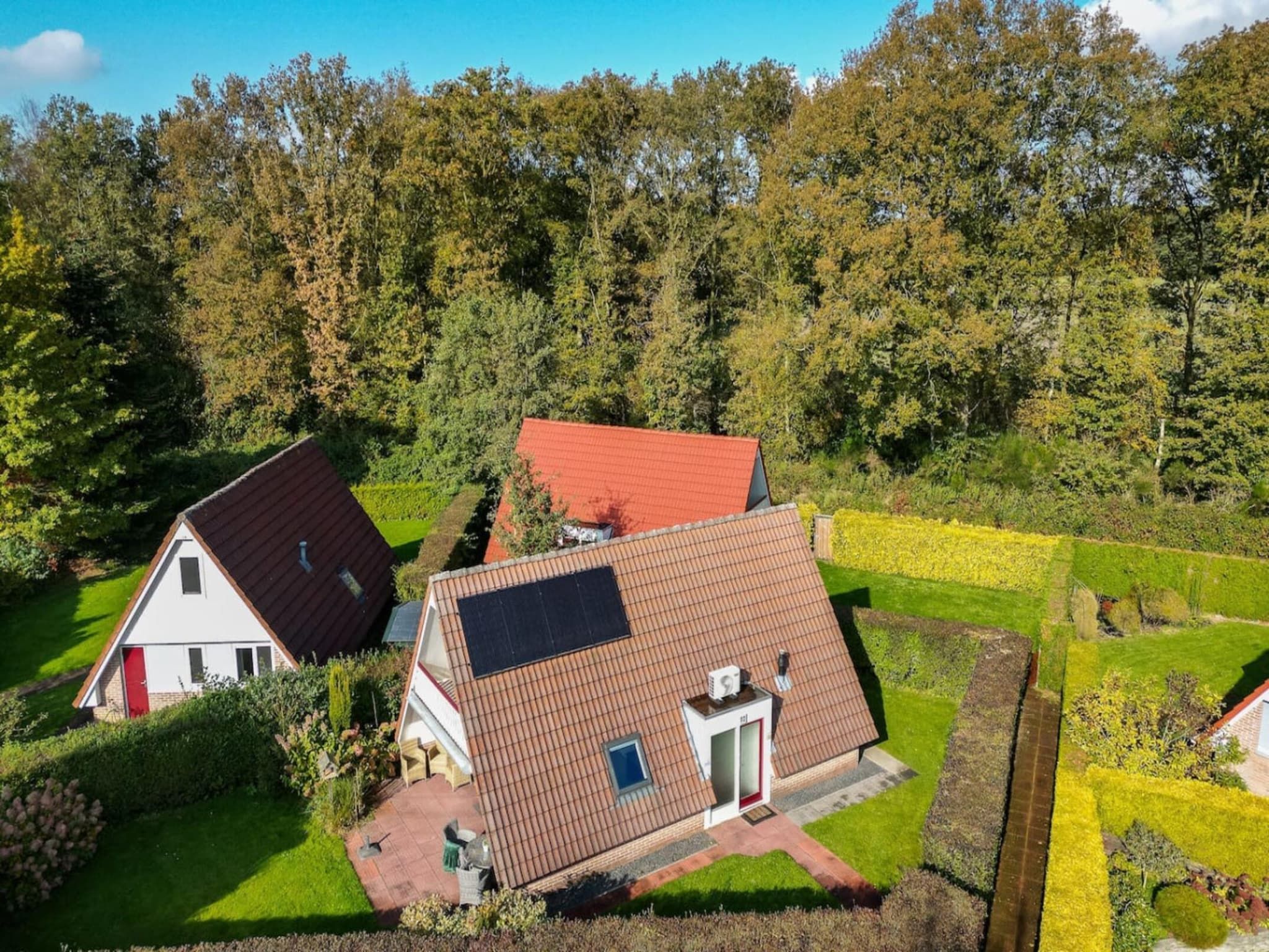 De buitenkant van 92 | Gaai | Prachtige bungalow nabij natuur in Den Haag