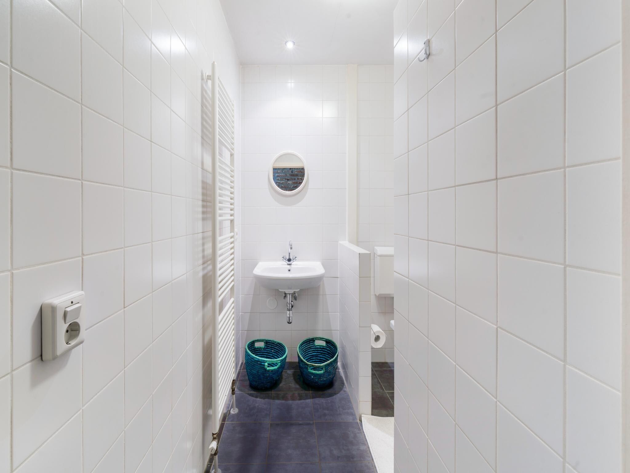 De badkamer van Meschermolen 12 in Mesch-Eijsden
