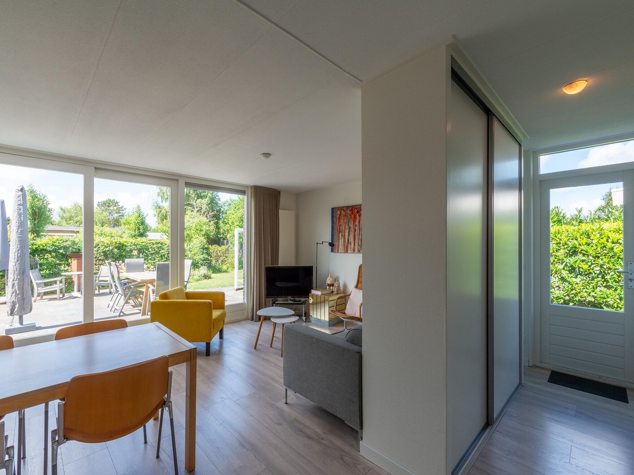 De eetkamer van Eureka 27 in Sint Maartenszee