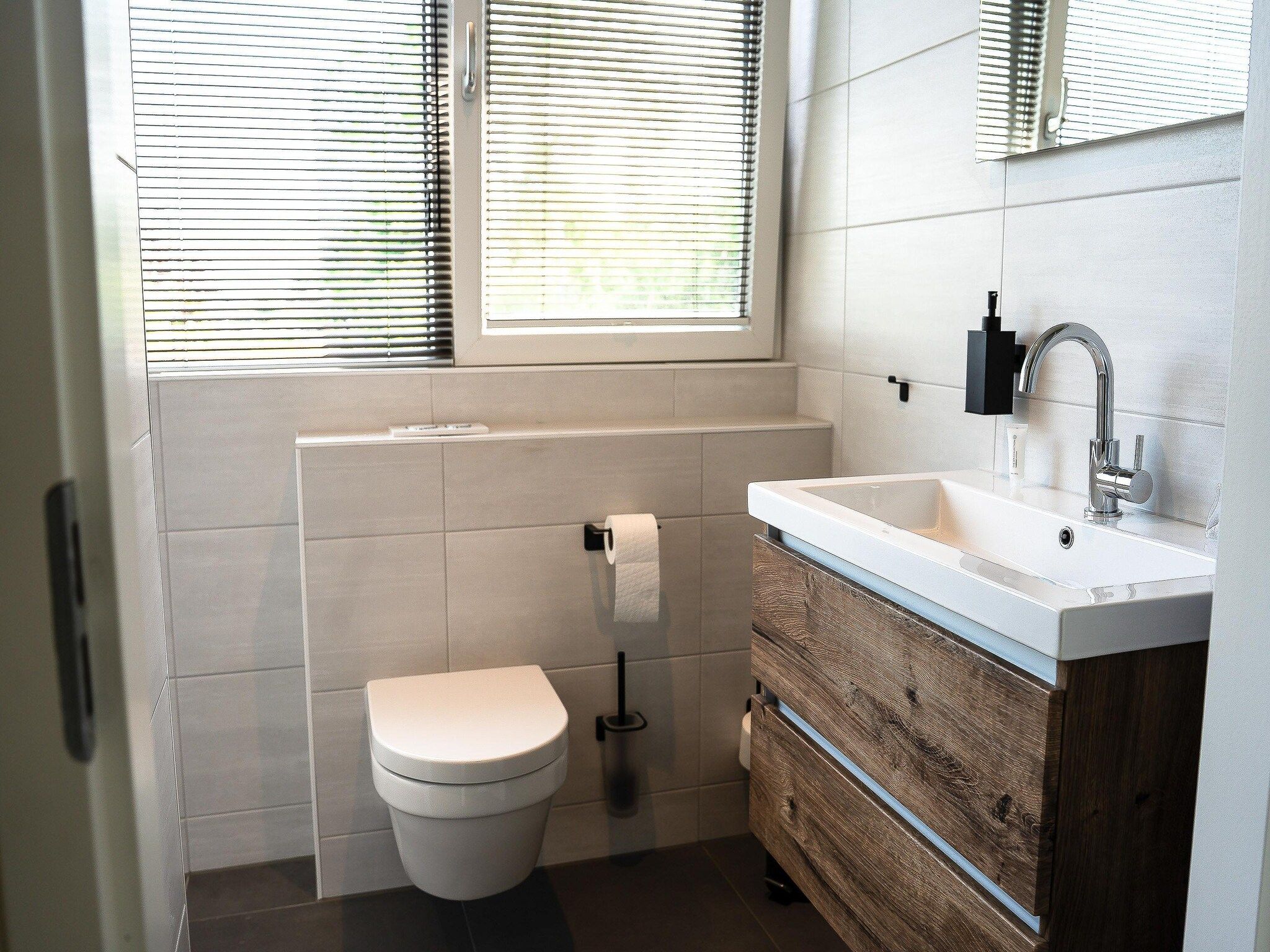 De badkamer van Wetterfrei in Elahuizen