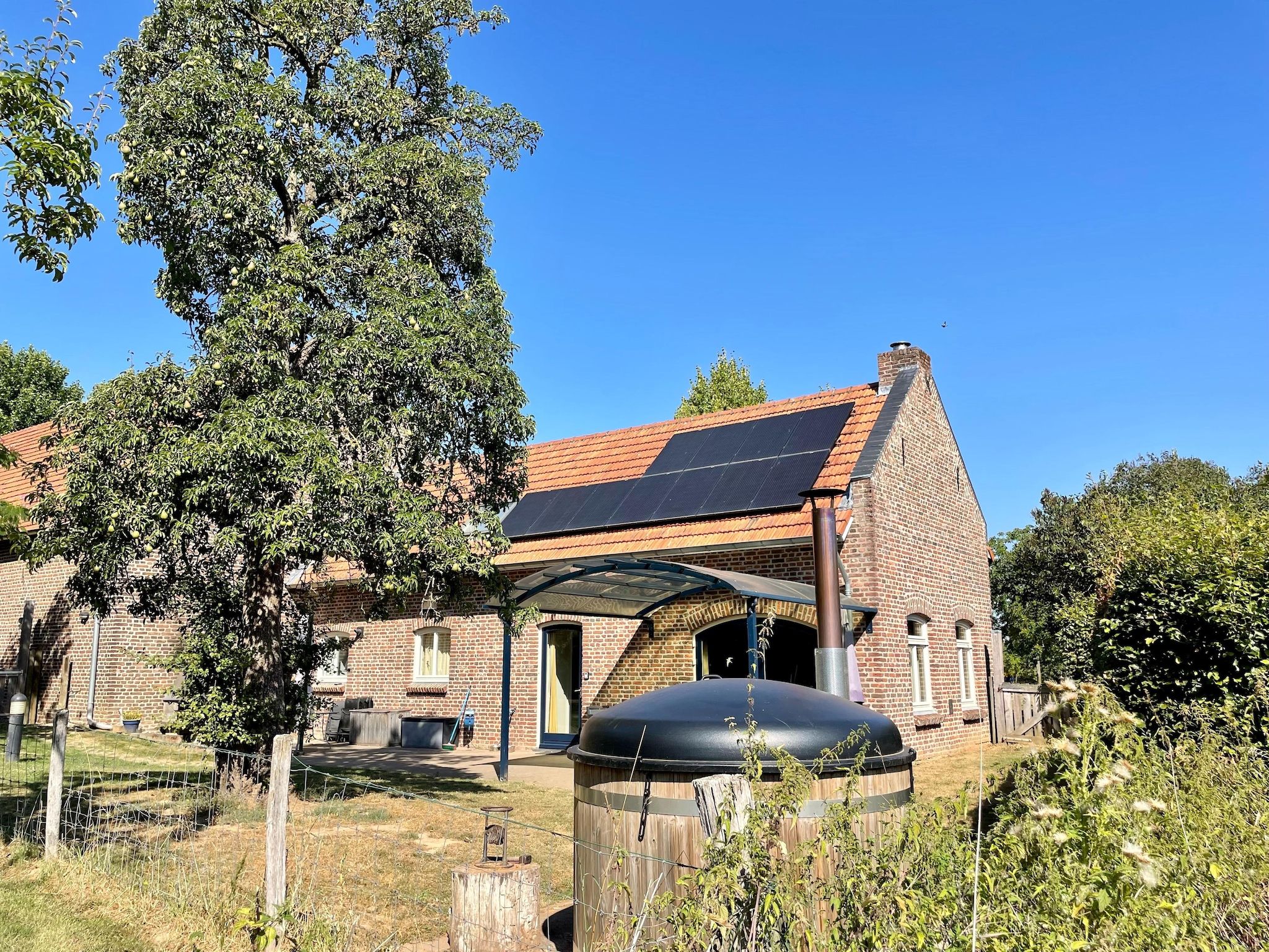 De buitenkant van Klein Paarlo in Sint Odilienberg