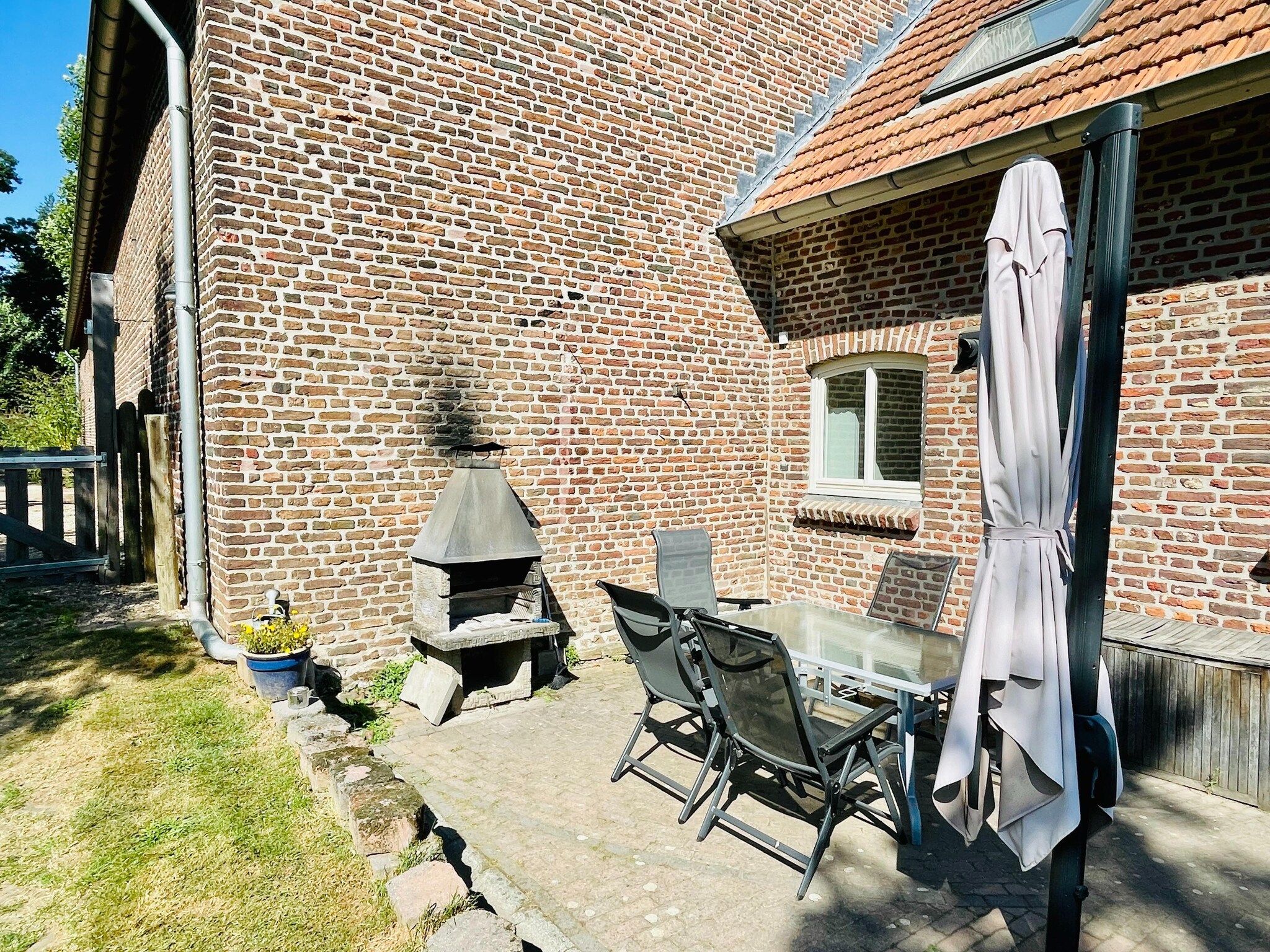 Het terras van Klein Paarlo in Sint Odilienberg