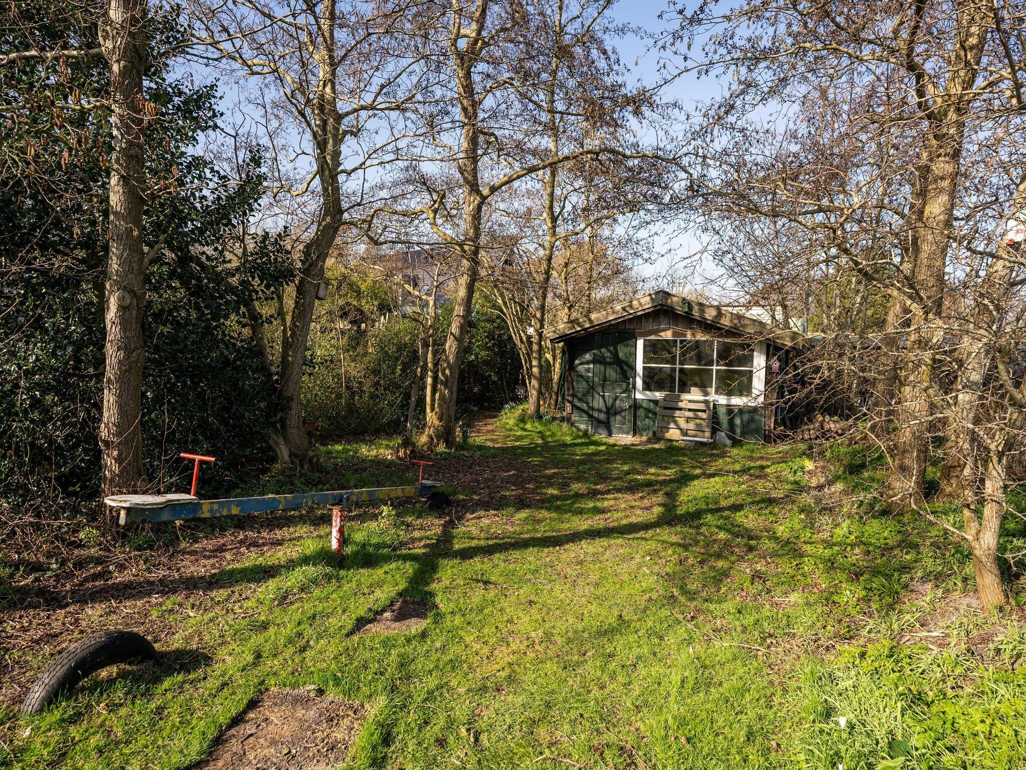 De tuin van Mienterbos-Duinglop in De Koog