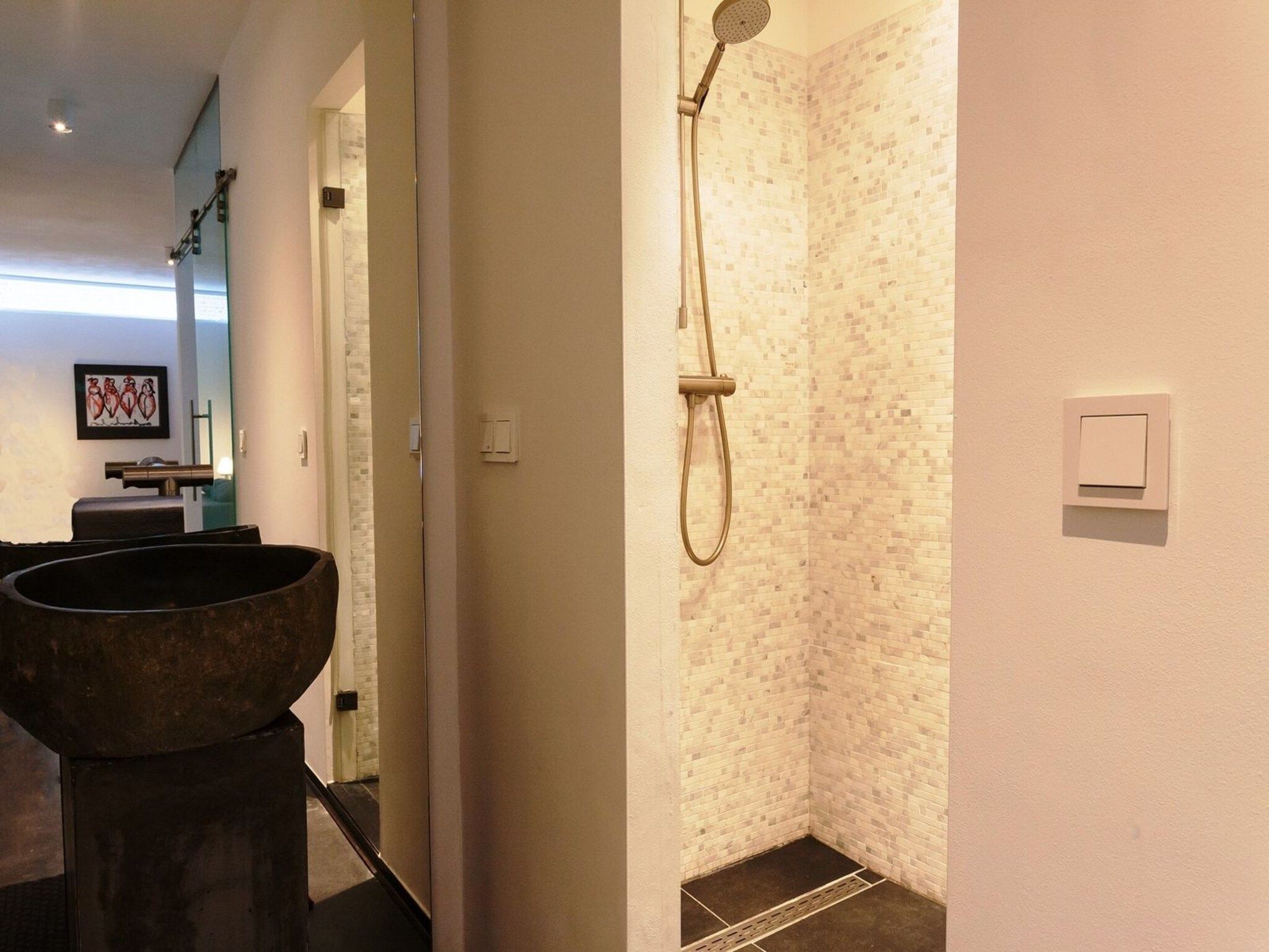 De badkamer van Betonnen Boshuis in Oosterhout
