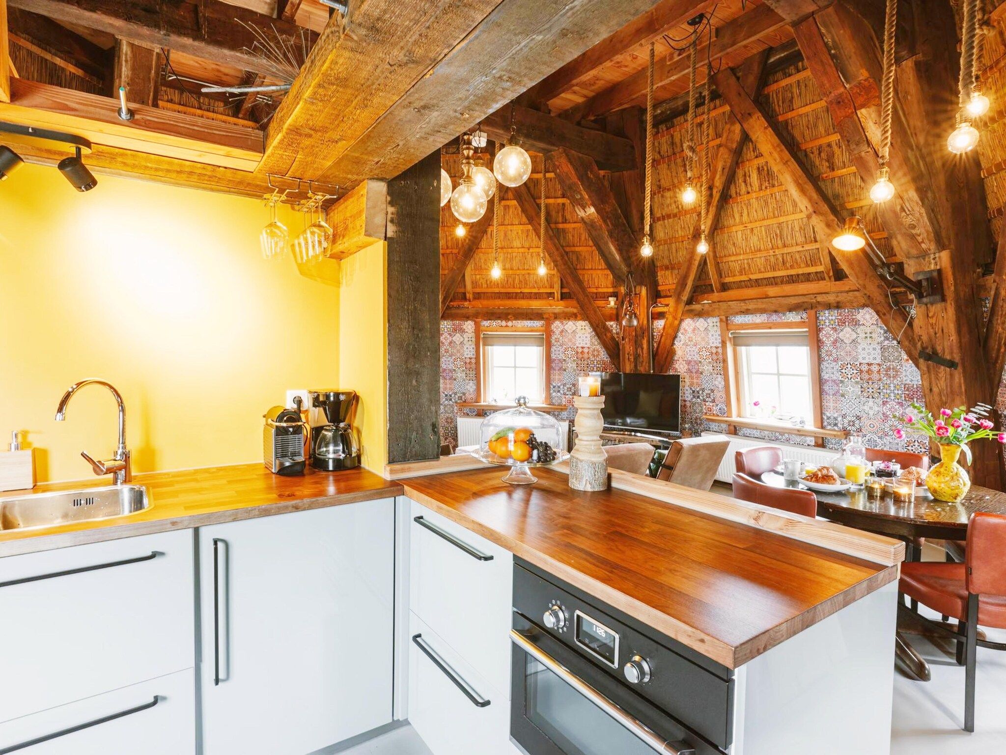 De keuken van De Molen van Egmond in Egmond aan den Hoef