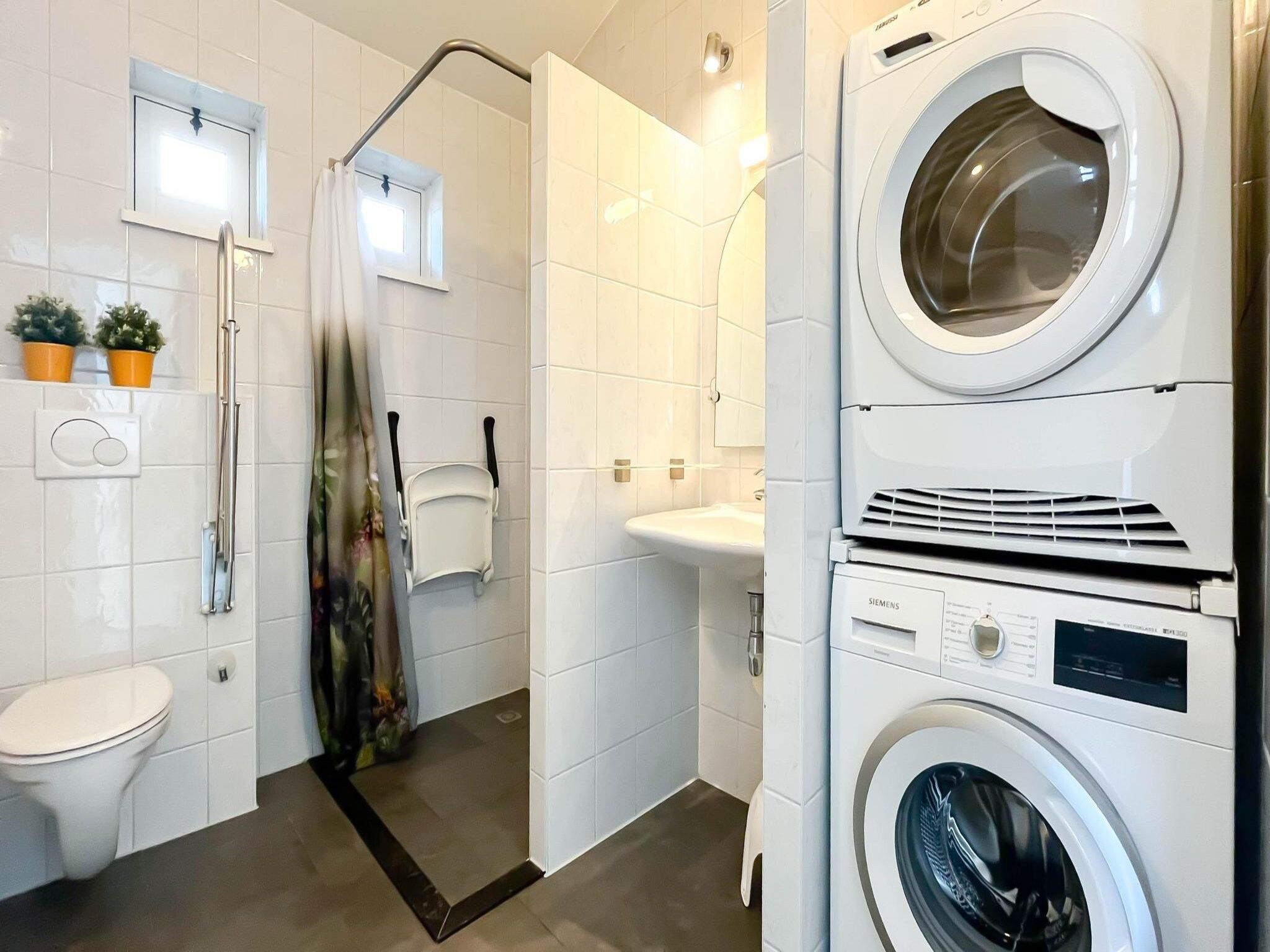 De badkamer van Droomzicht in Uitgeest