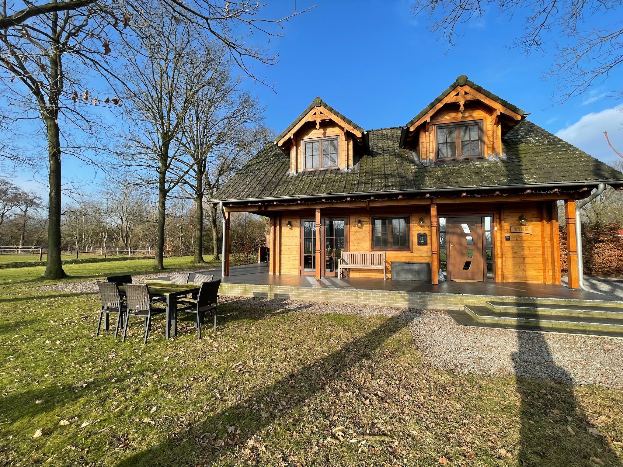 De buitenkant van Salland Hideaway - 4 persons in Den Ham