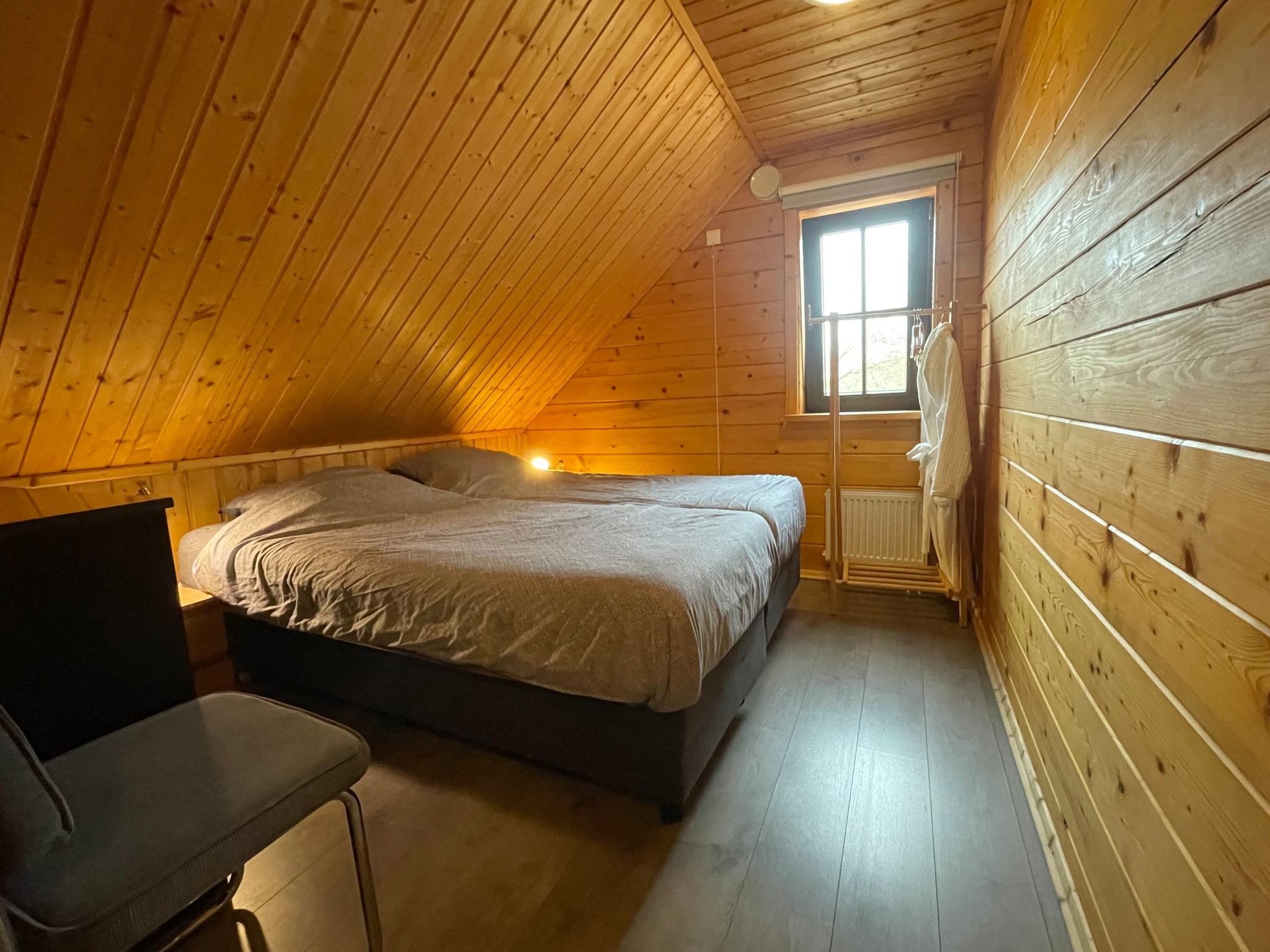 Een slaapkamer van Salland Hideaway - 4 persons in Den Ham