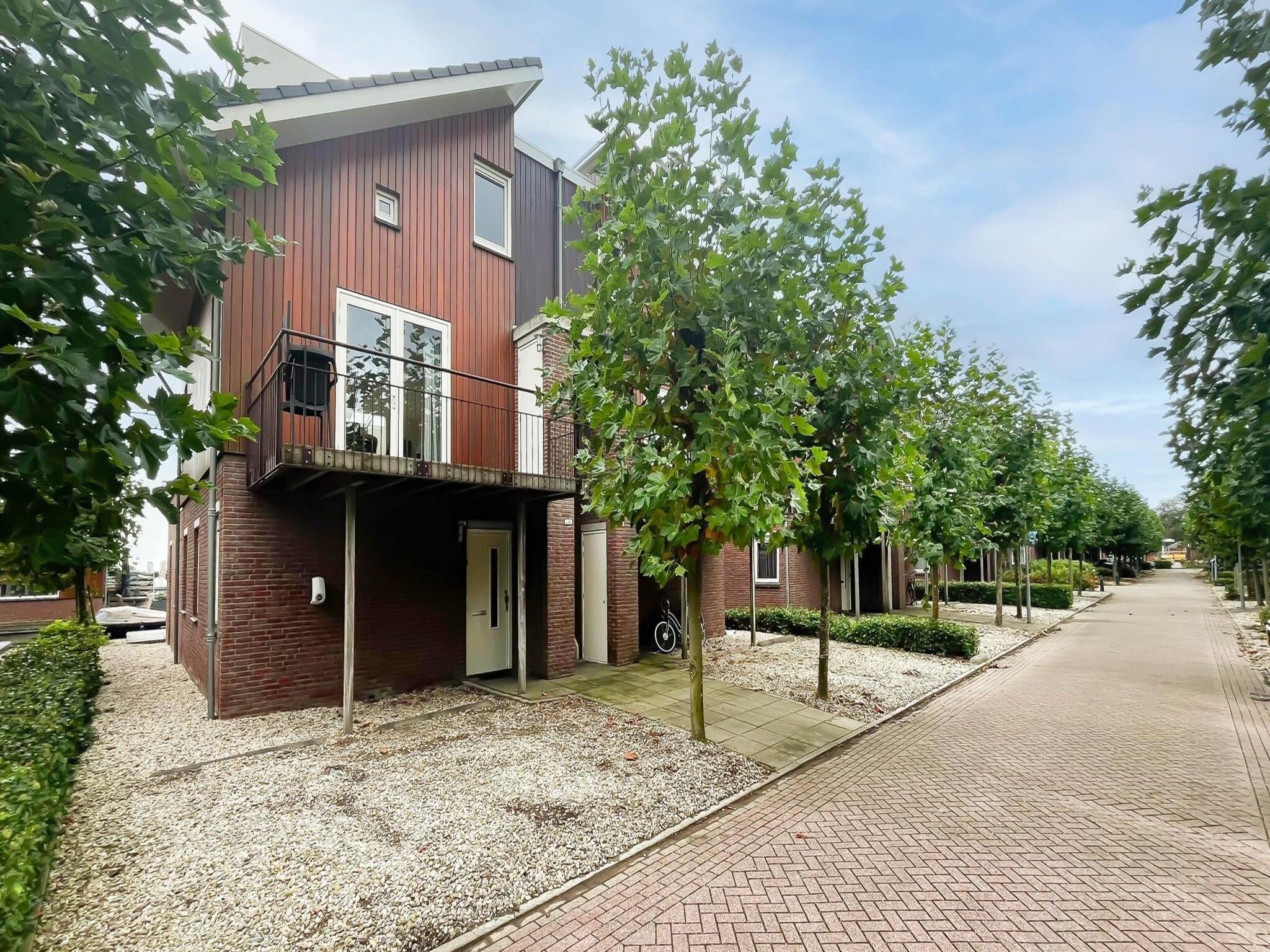 De buitenkant van Schelpzicht in Uitgeest