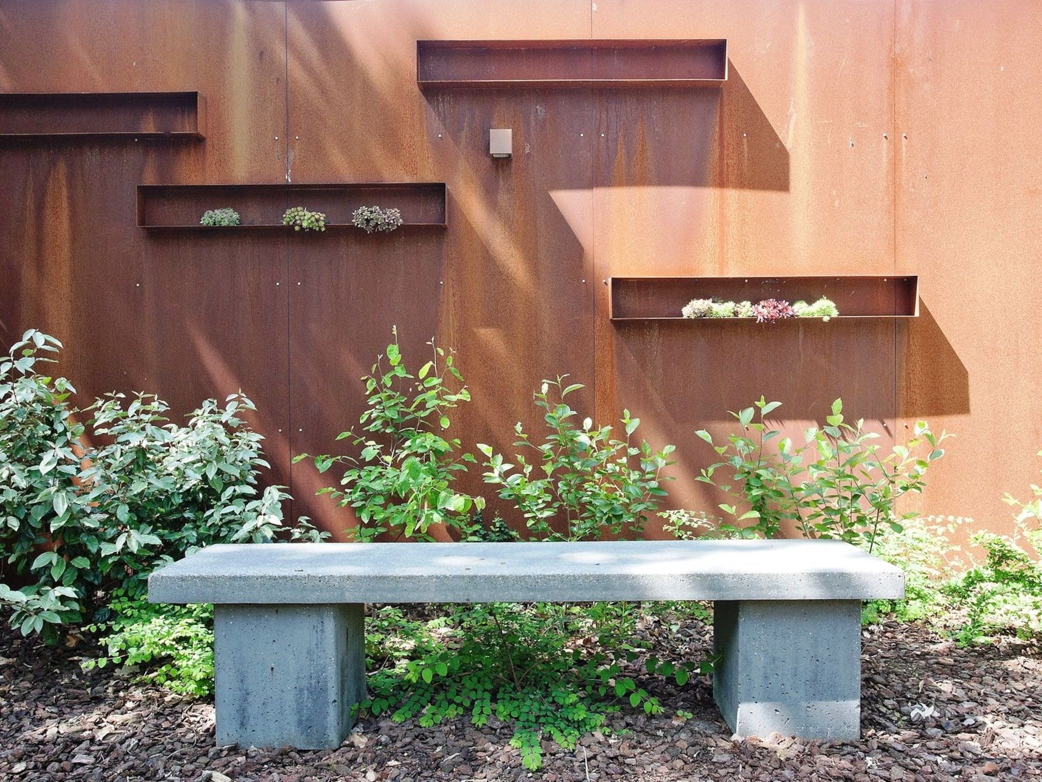 De tuin van Stalen Boshuis in Oosterhout