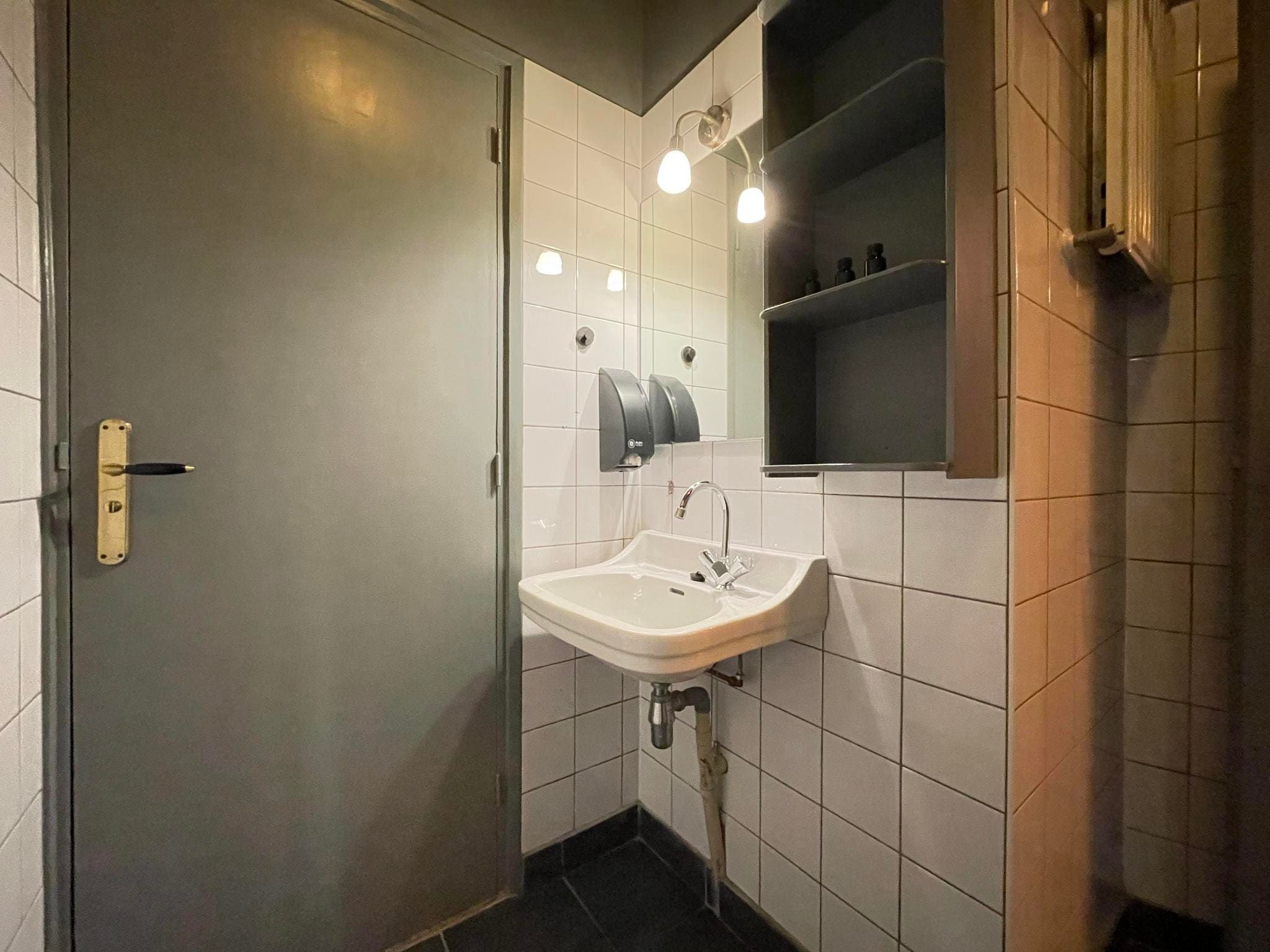 De badkamer van Villa La Chatelaine in Egmond aan Zee