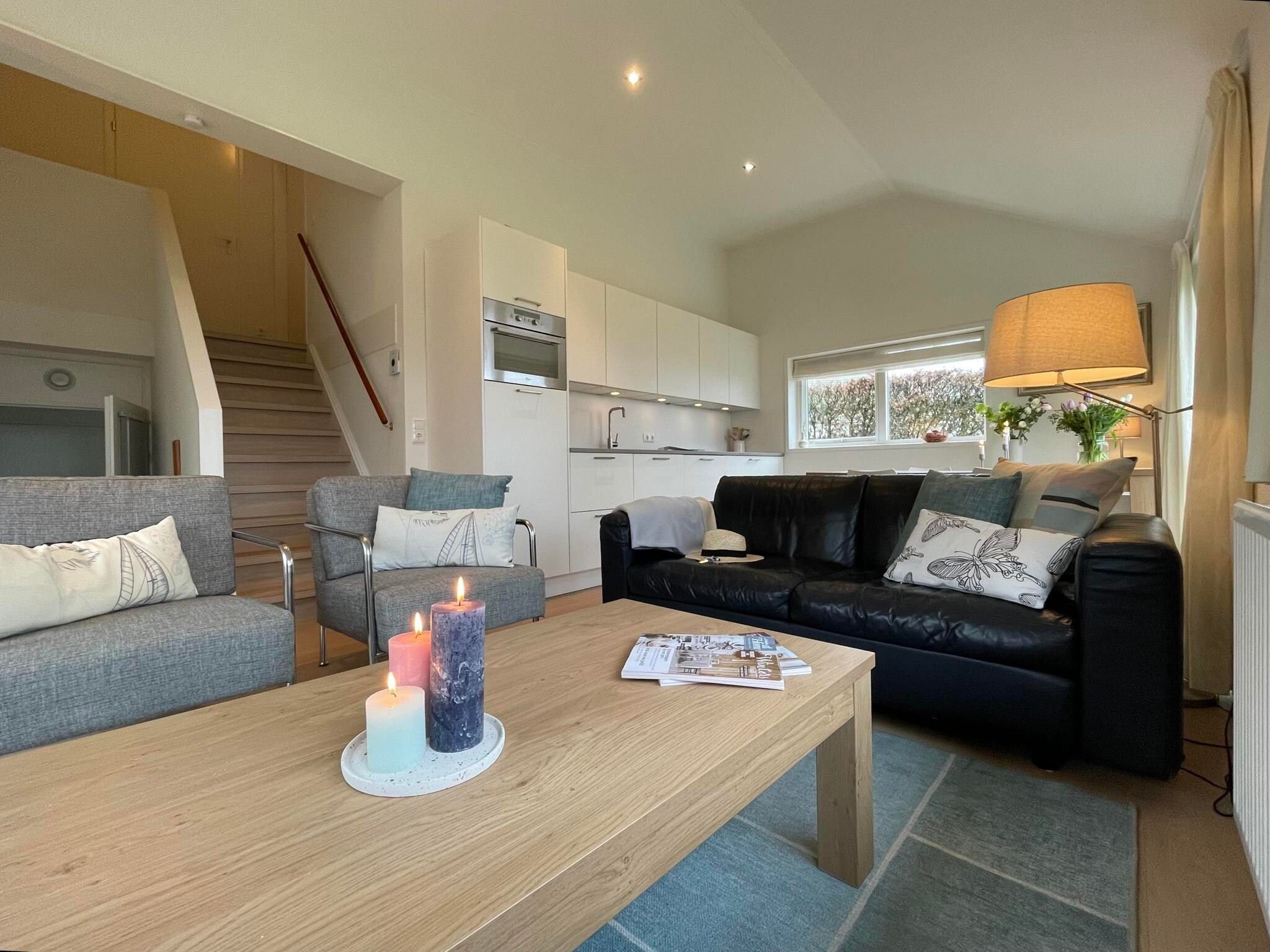 De woonkamer van Watervilla de Ijsvogel in Langweer