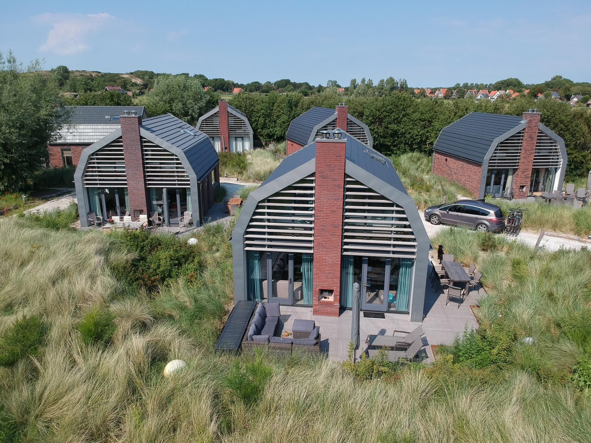 De buitenkant van Zonnestralen in Egmond aan den Hoef
