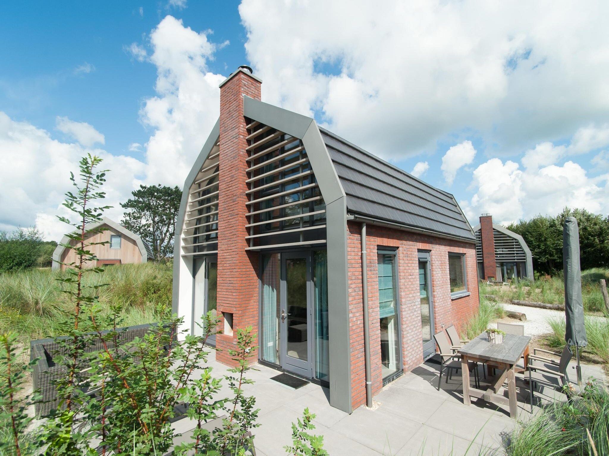 De buitenkant van Zonnestralen in Egmond aan den Hoef