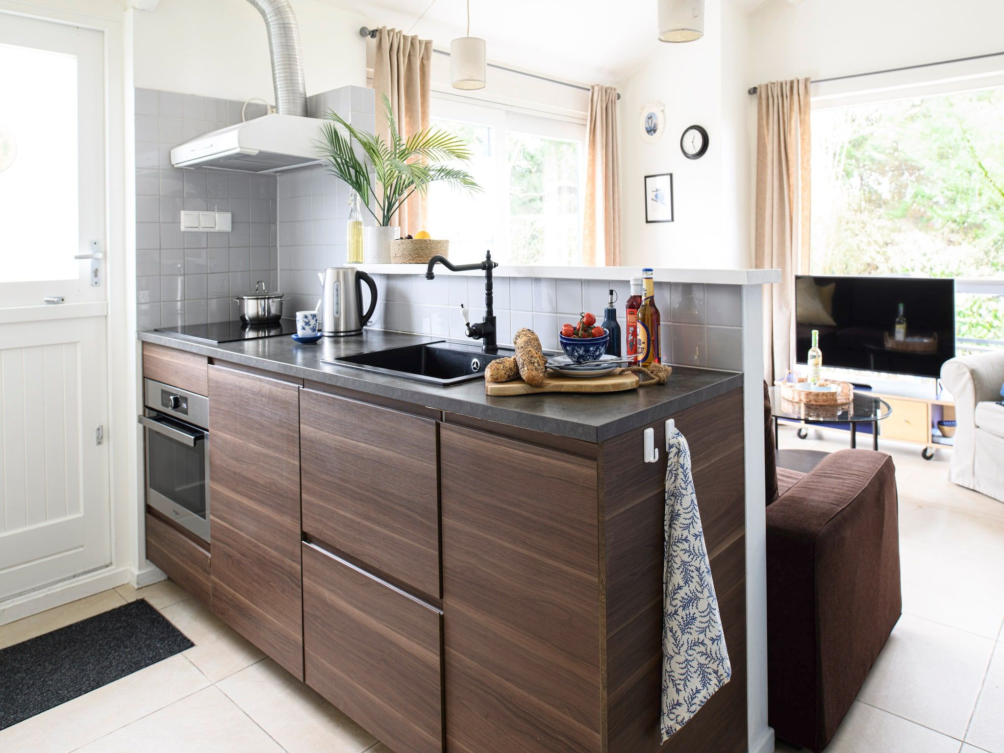 De keuken van Comfort Bungalow in Loosdrecht