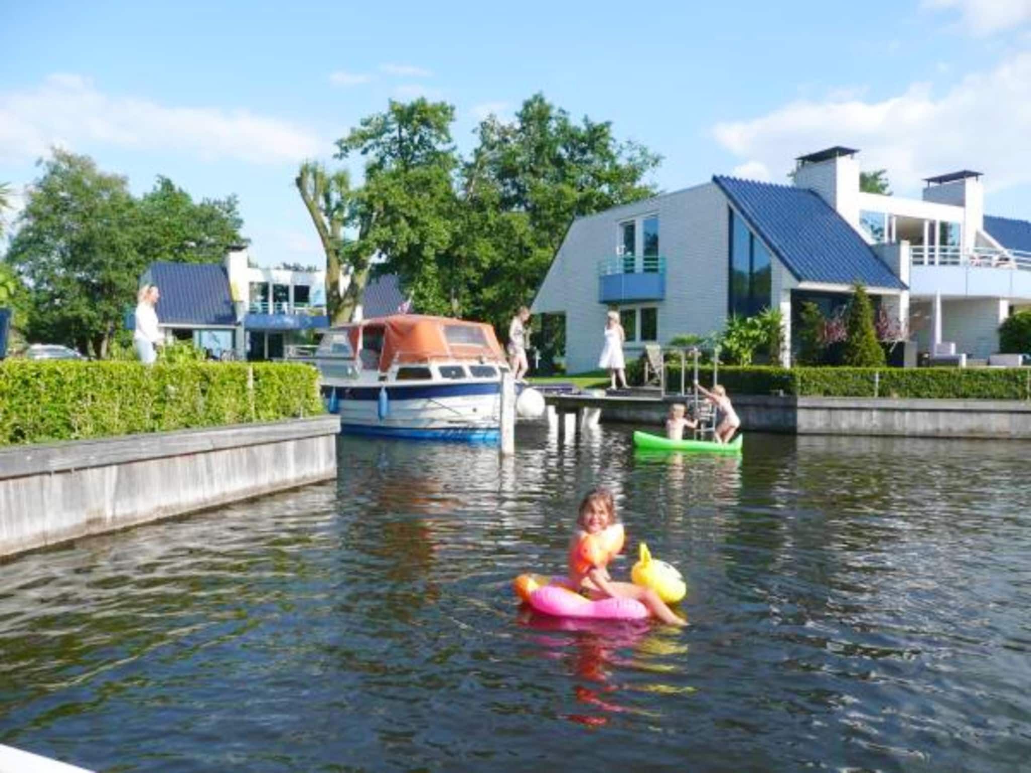 Panorama Villa | 3-8 pers | 3 slaapkamers | 2,5 badkamers in Loosdrecht - Foto 20 van 22
