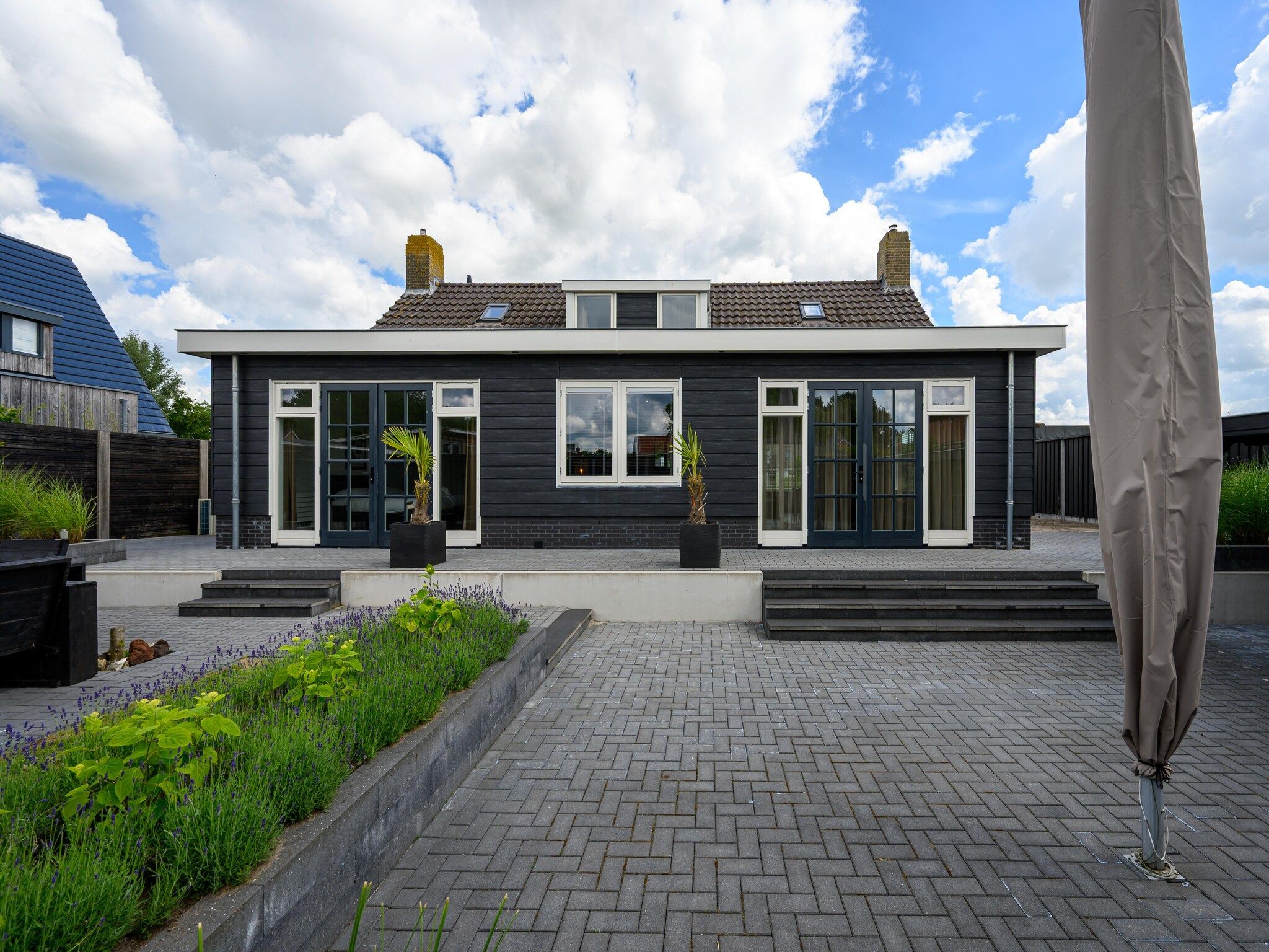 De tuin van De Stevenshoek in Langweer