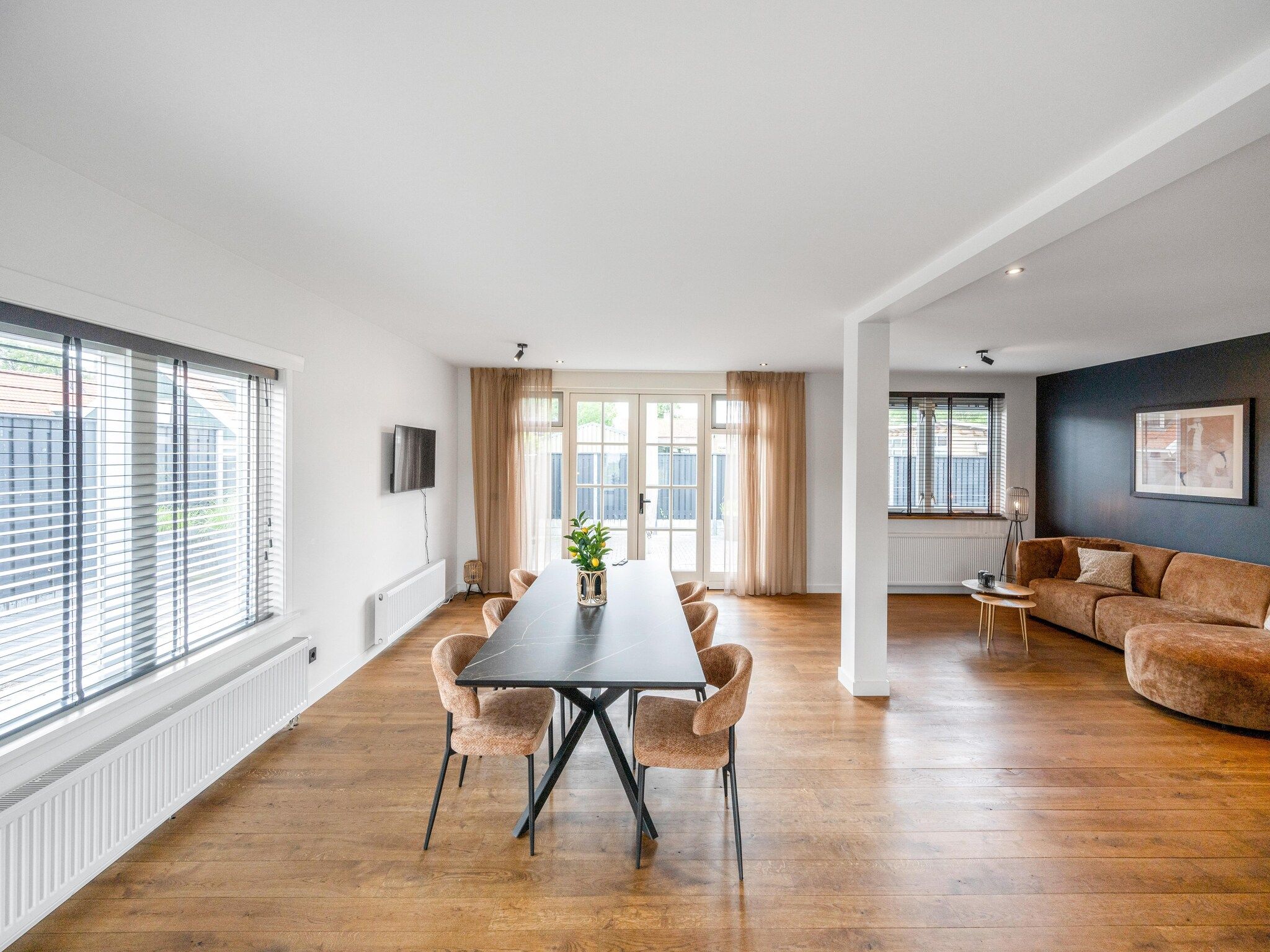 De woonkamer van De Stevenshoek in Langweer