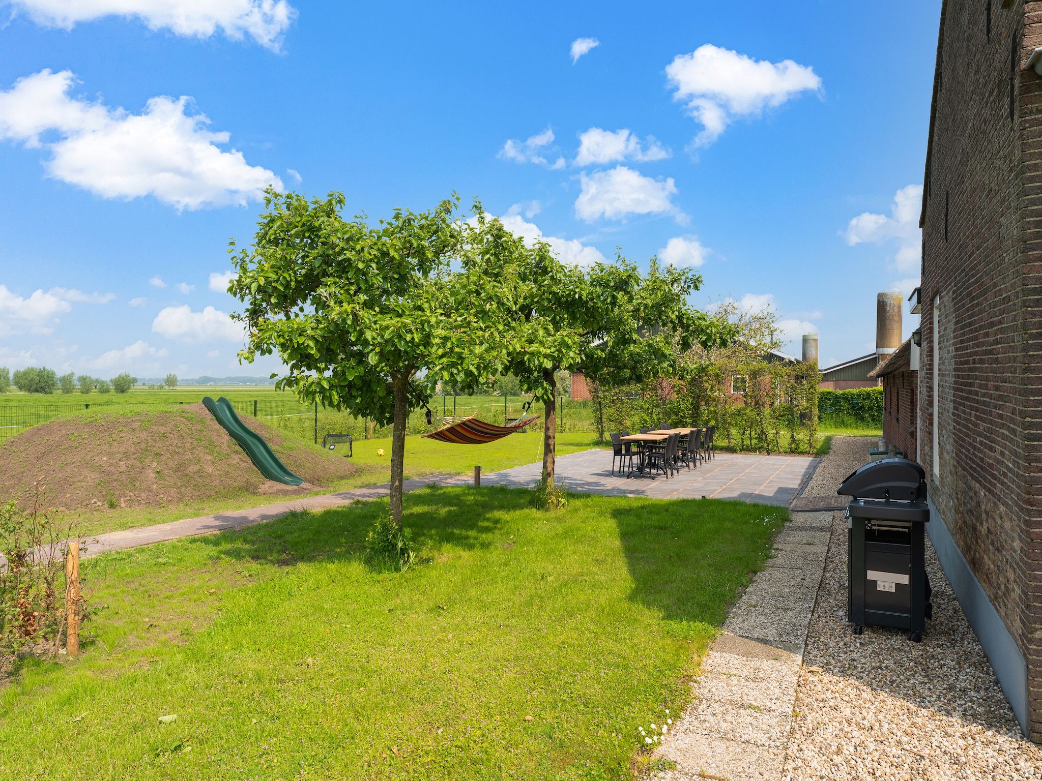 De tuin van The New Barn in Montfoort