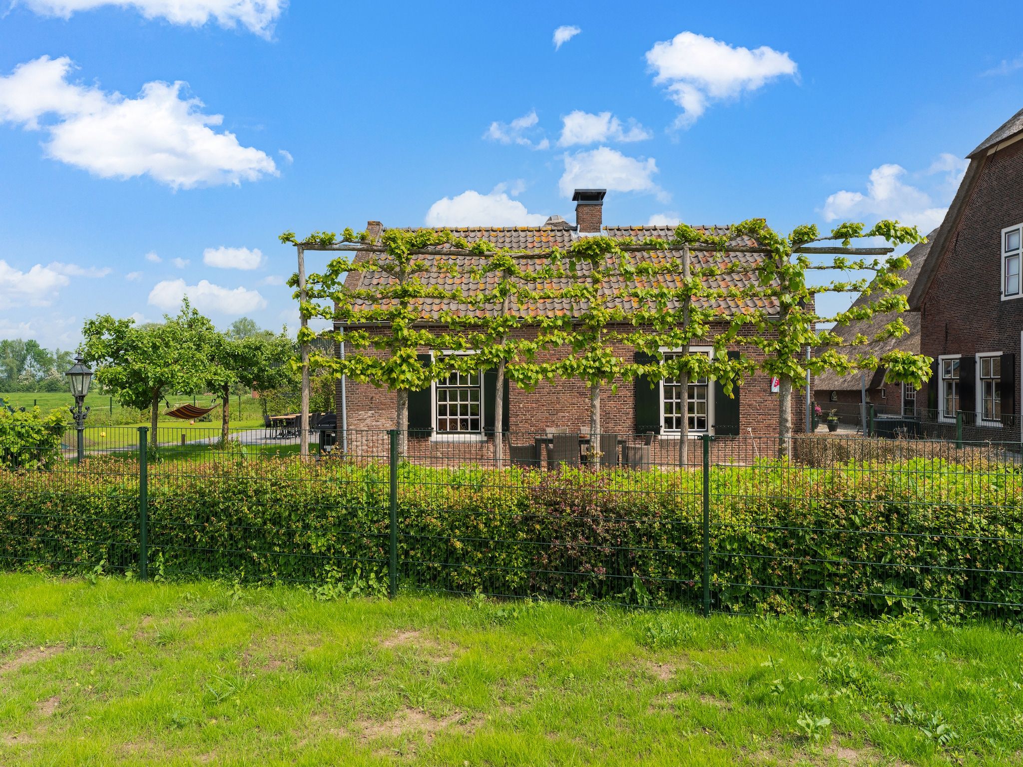 De tuin van The New Barn in Montfoort